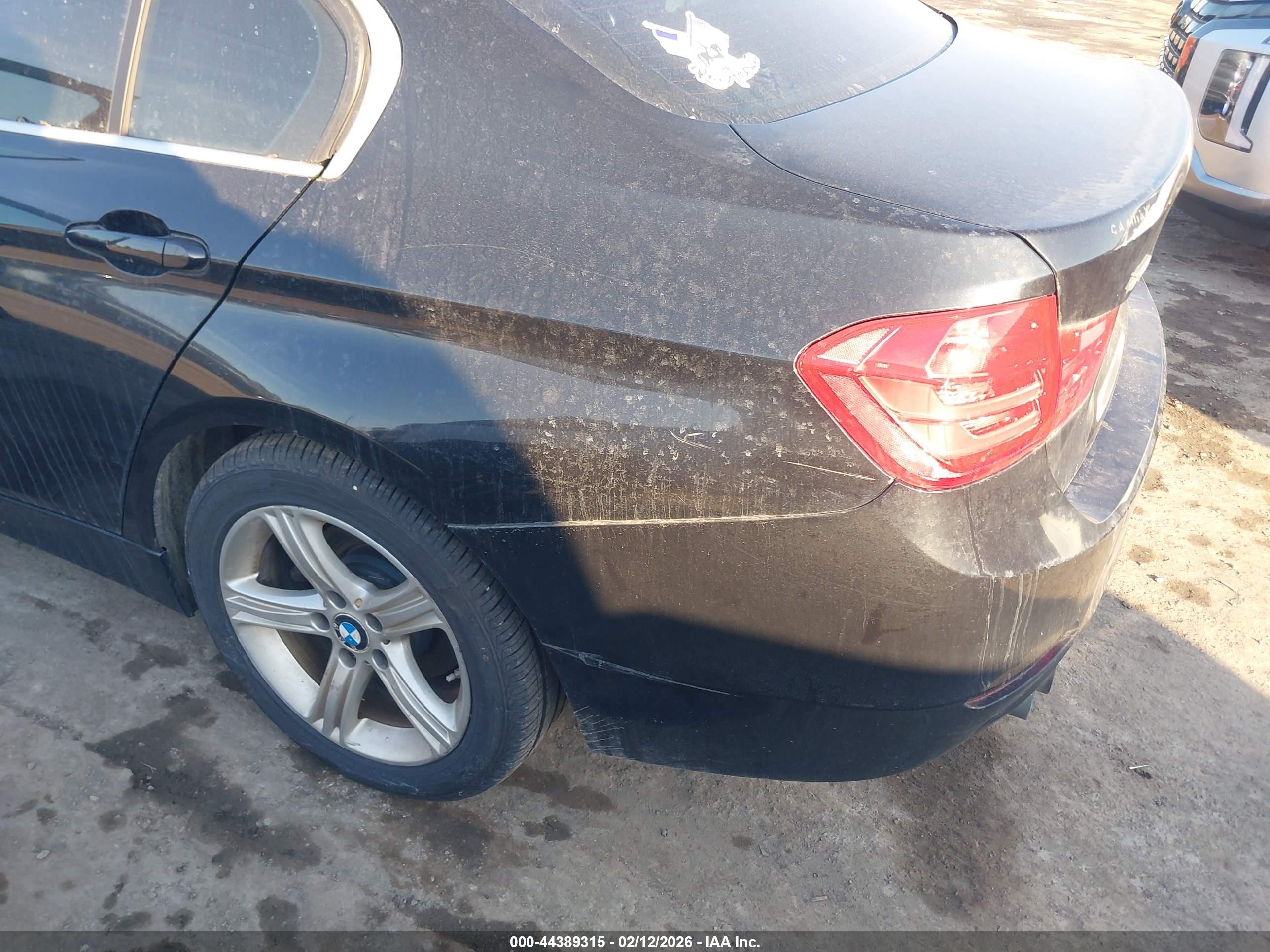 BMW 328I image 6