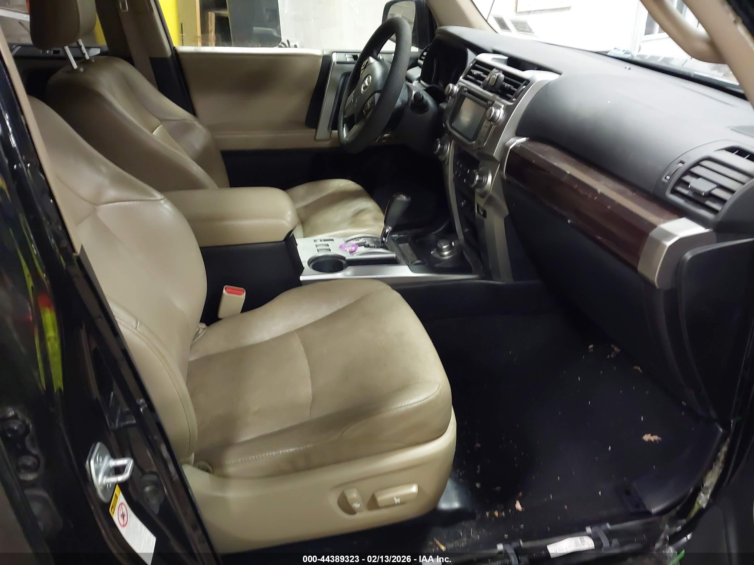 TOYOTA 4RUNNER image 5