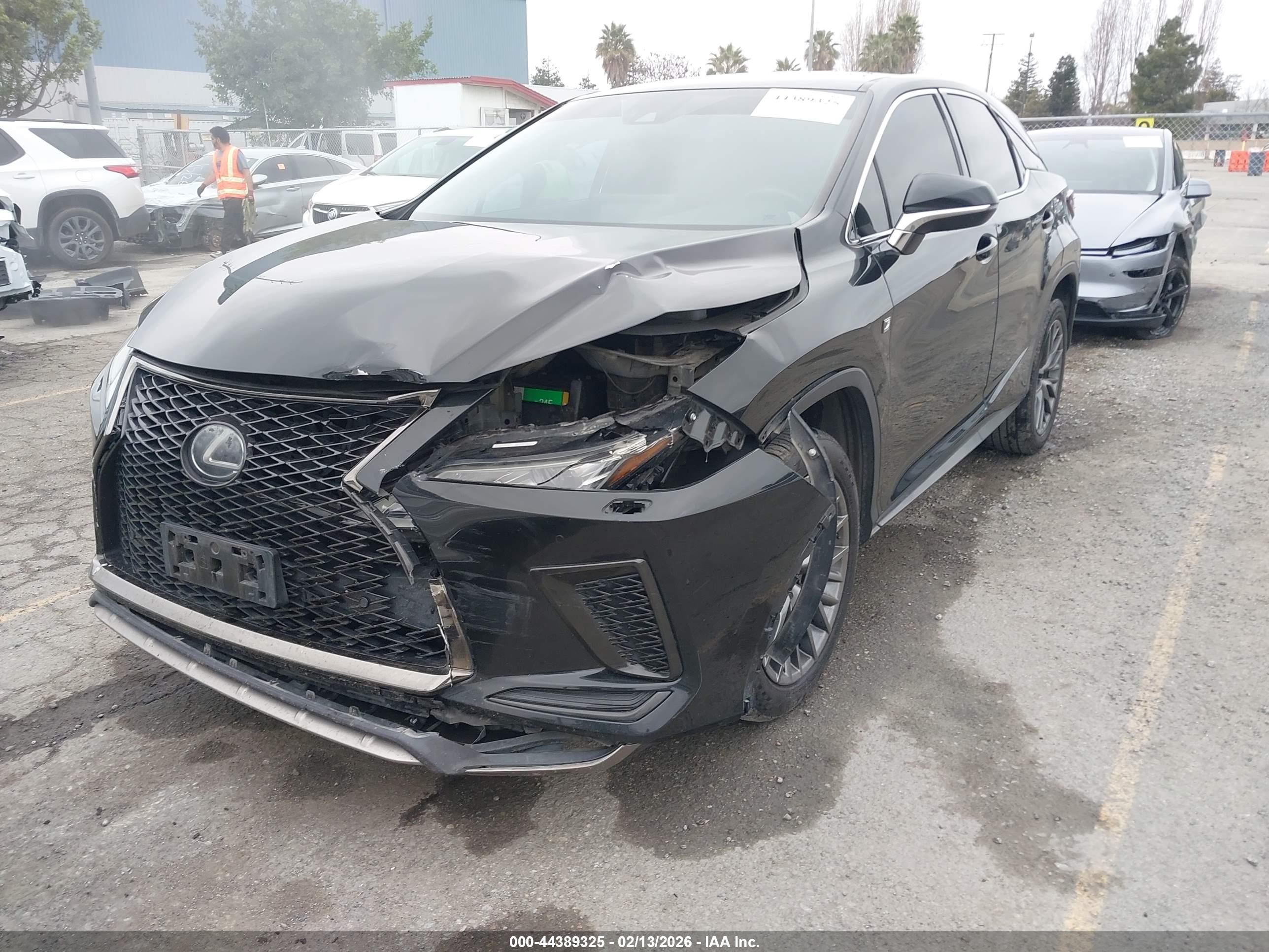 LEXUS RX image 6