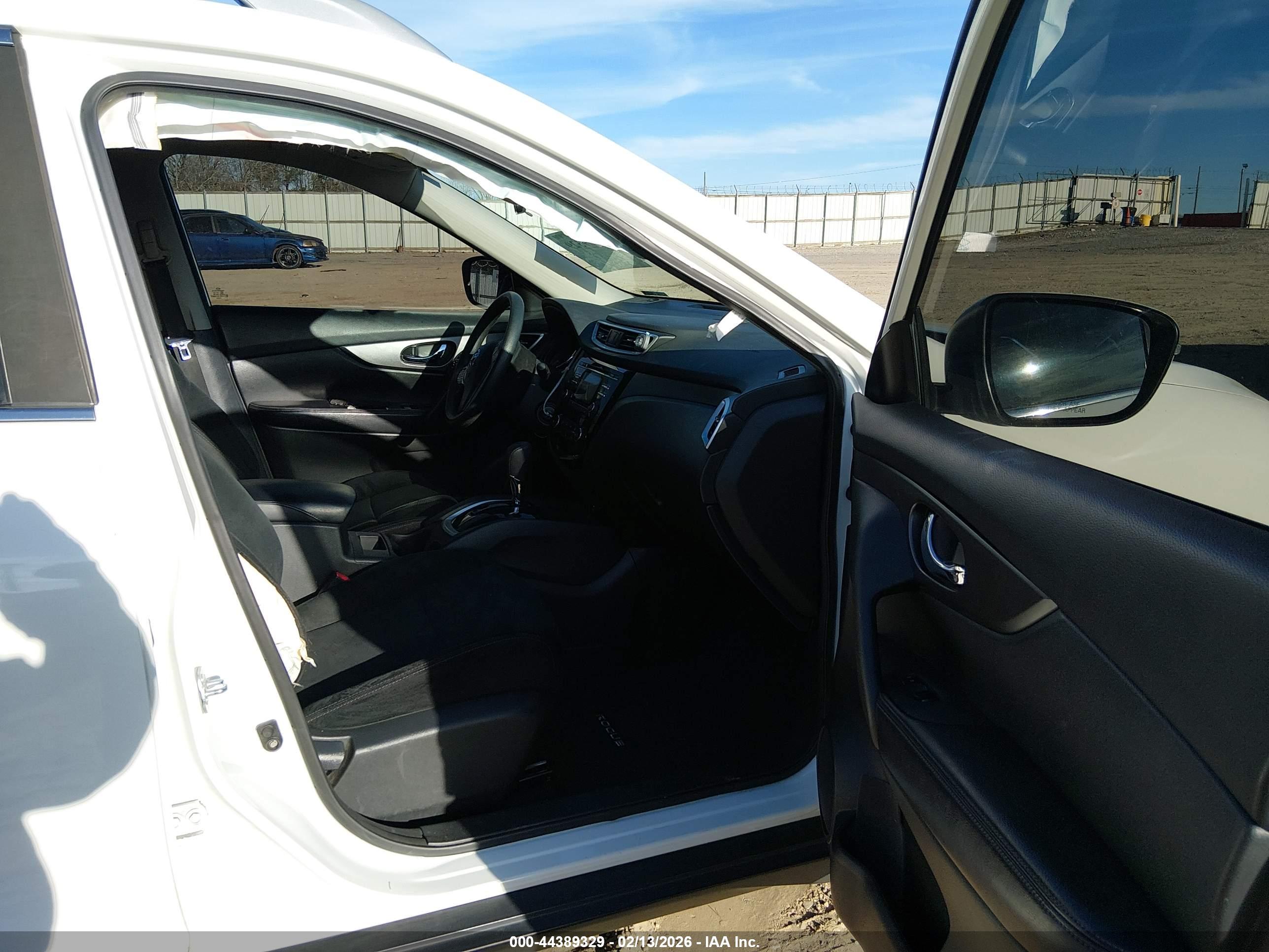 NISSAN ROGUE image 5
