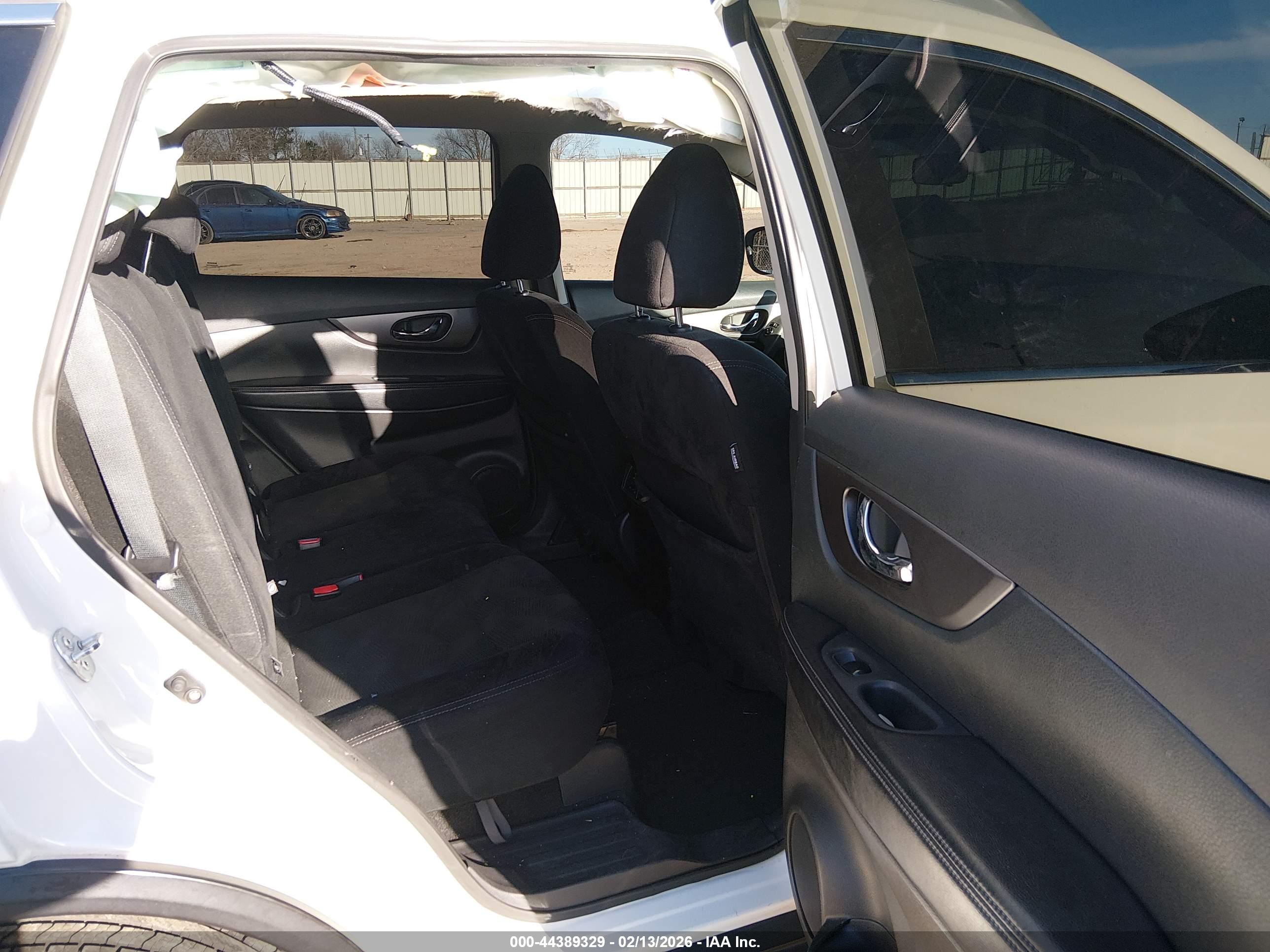 NISSAN ROGUE image 8
