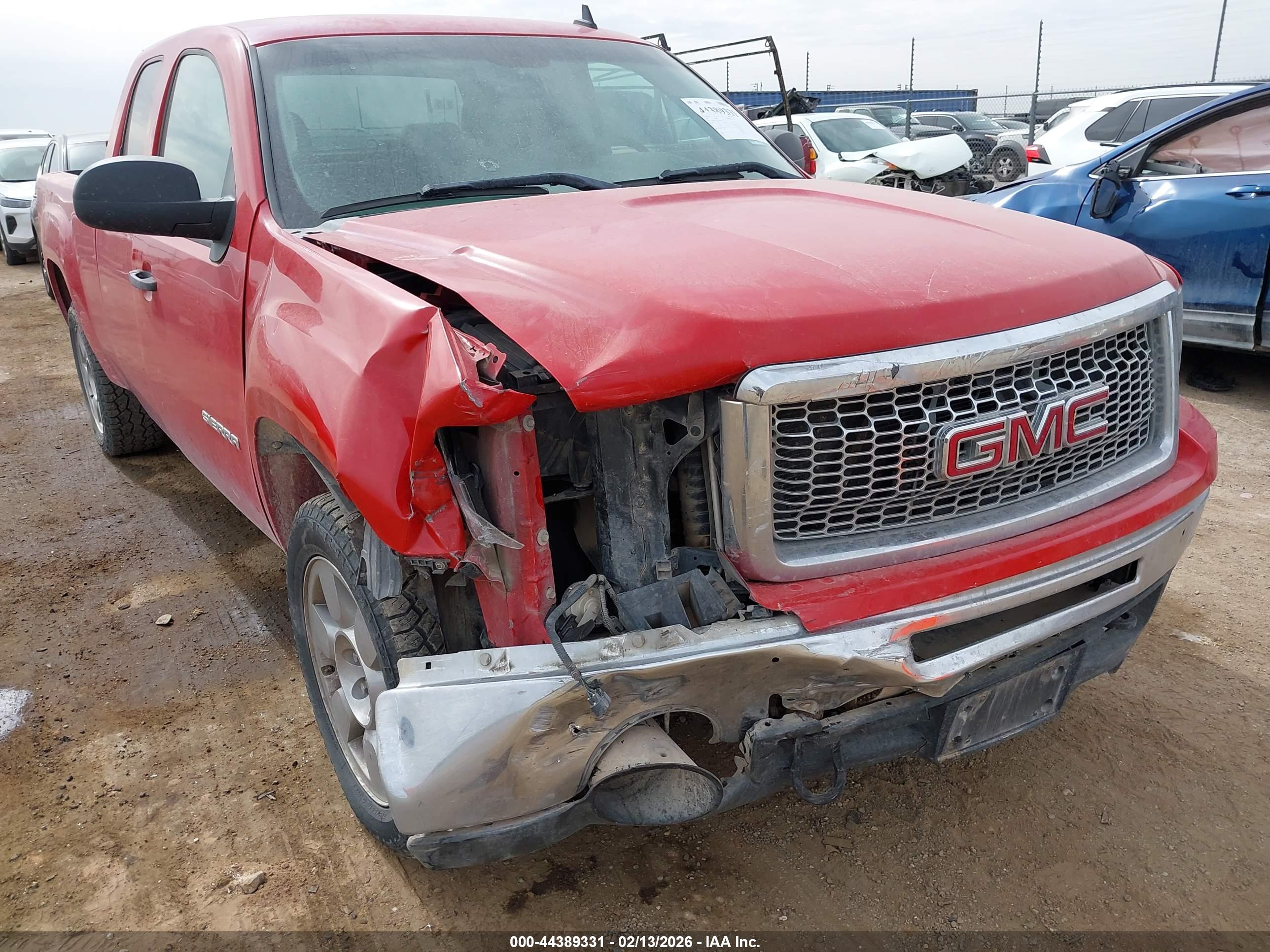 GMC SIERRA image 6