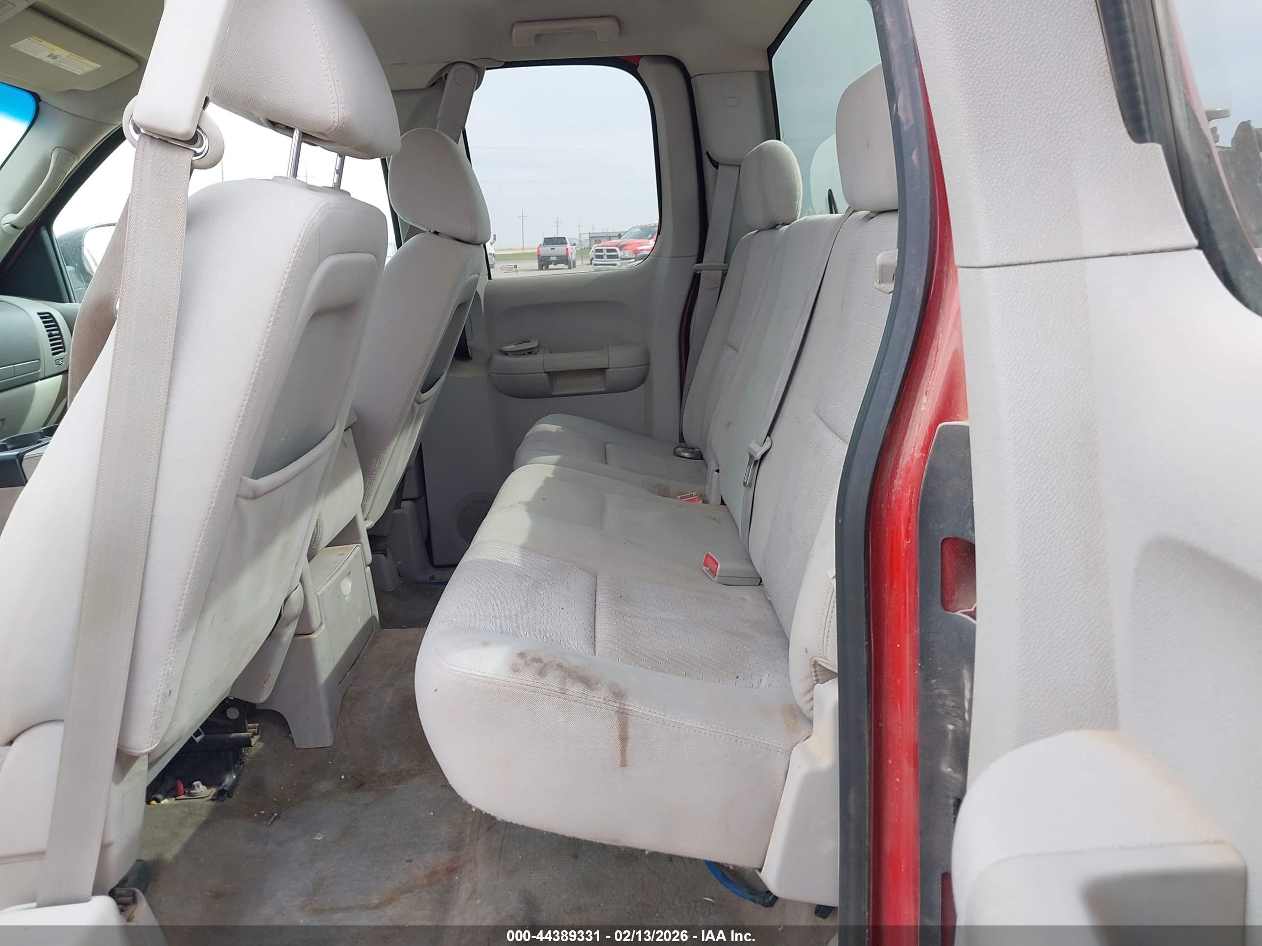 GMC SIERRA image 8
