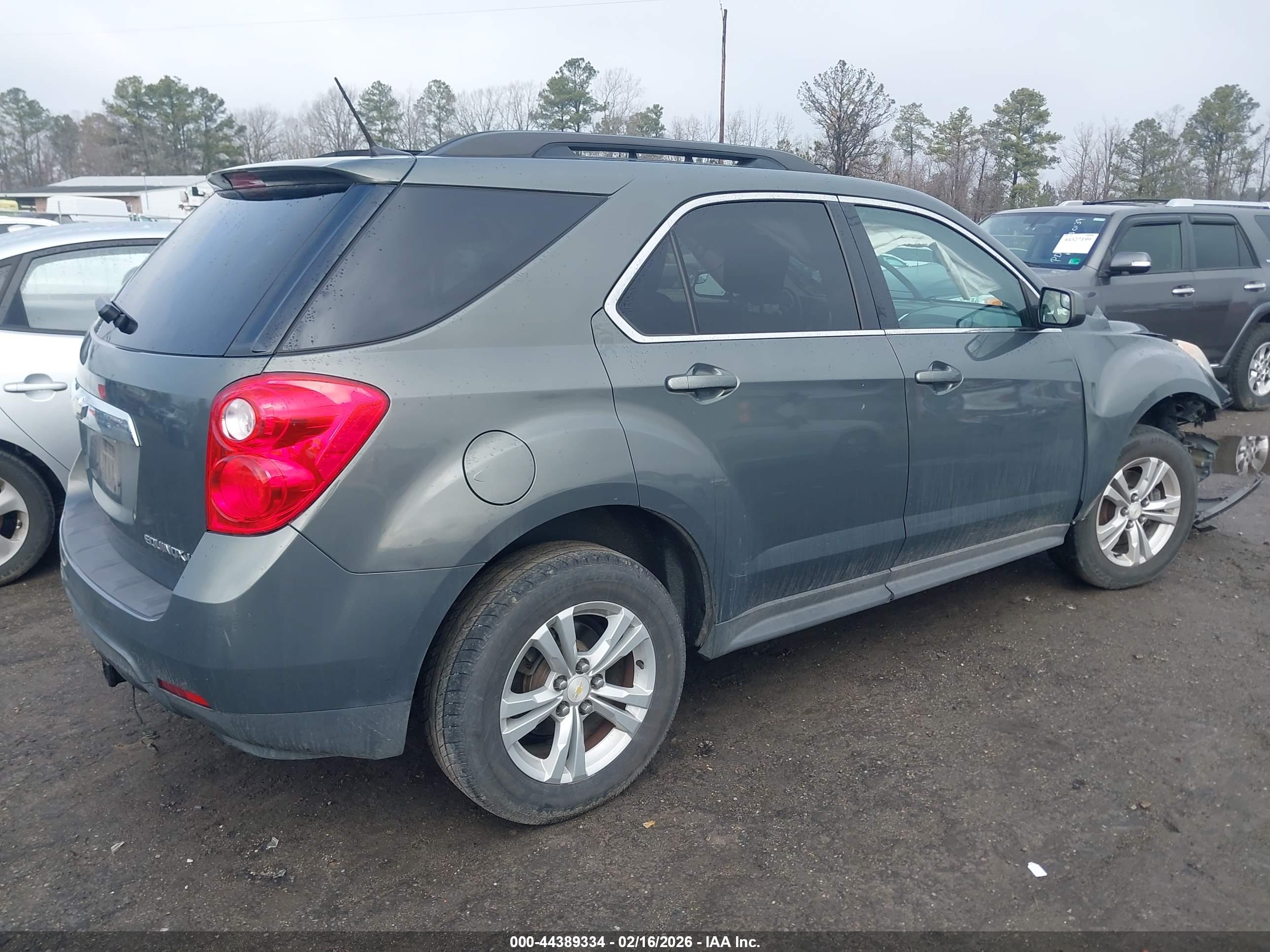 CHEVROLET EQUINOX image 4