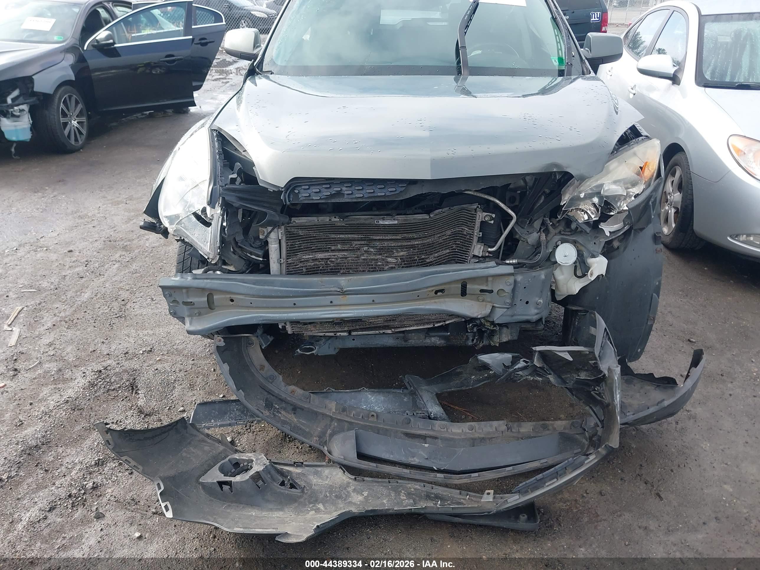CHEVROLET EQUINOX image 6