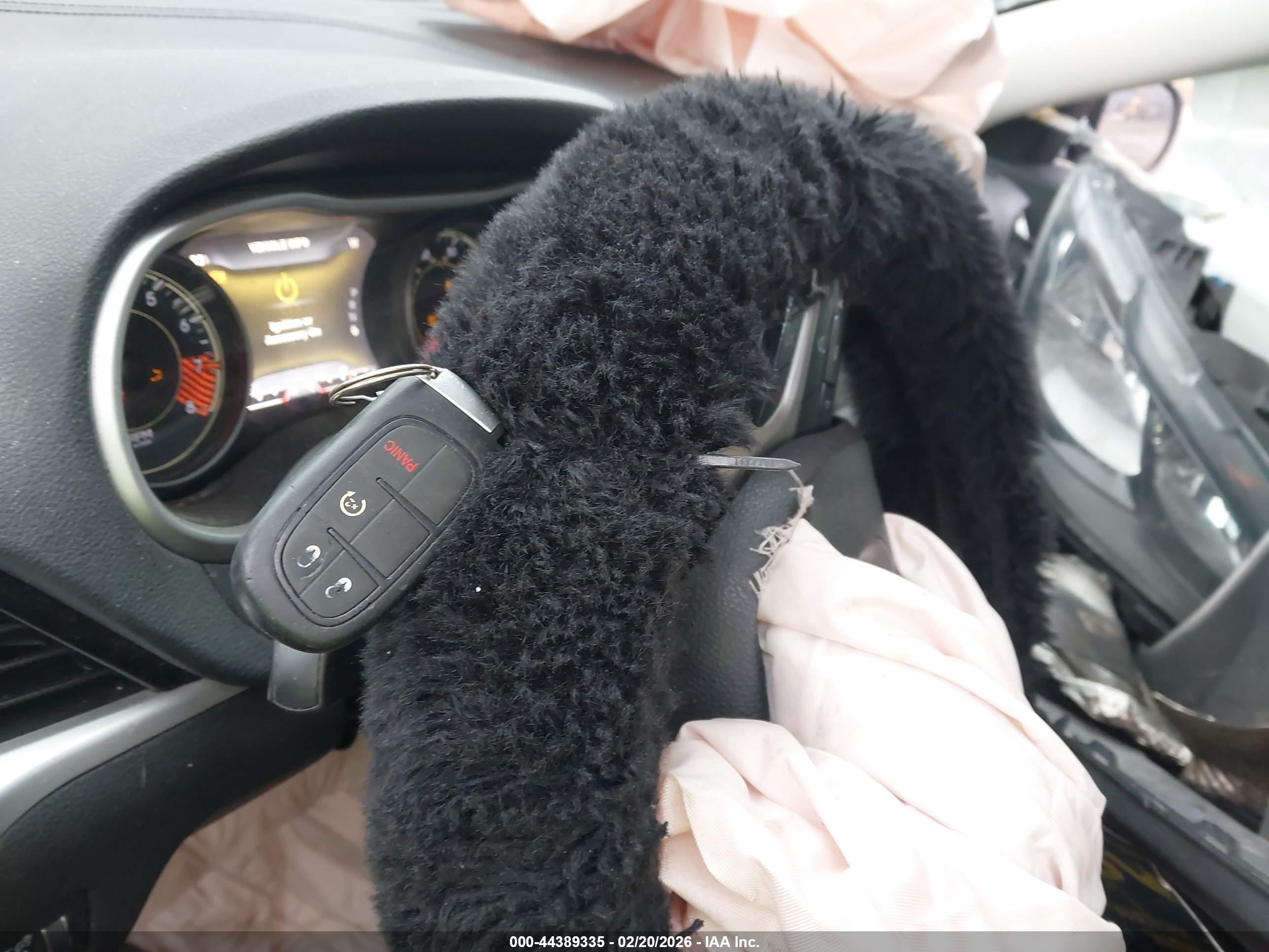 JEEP CHEROKEE image 11