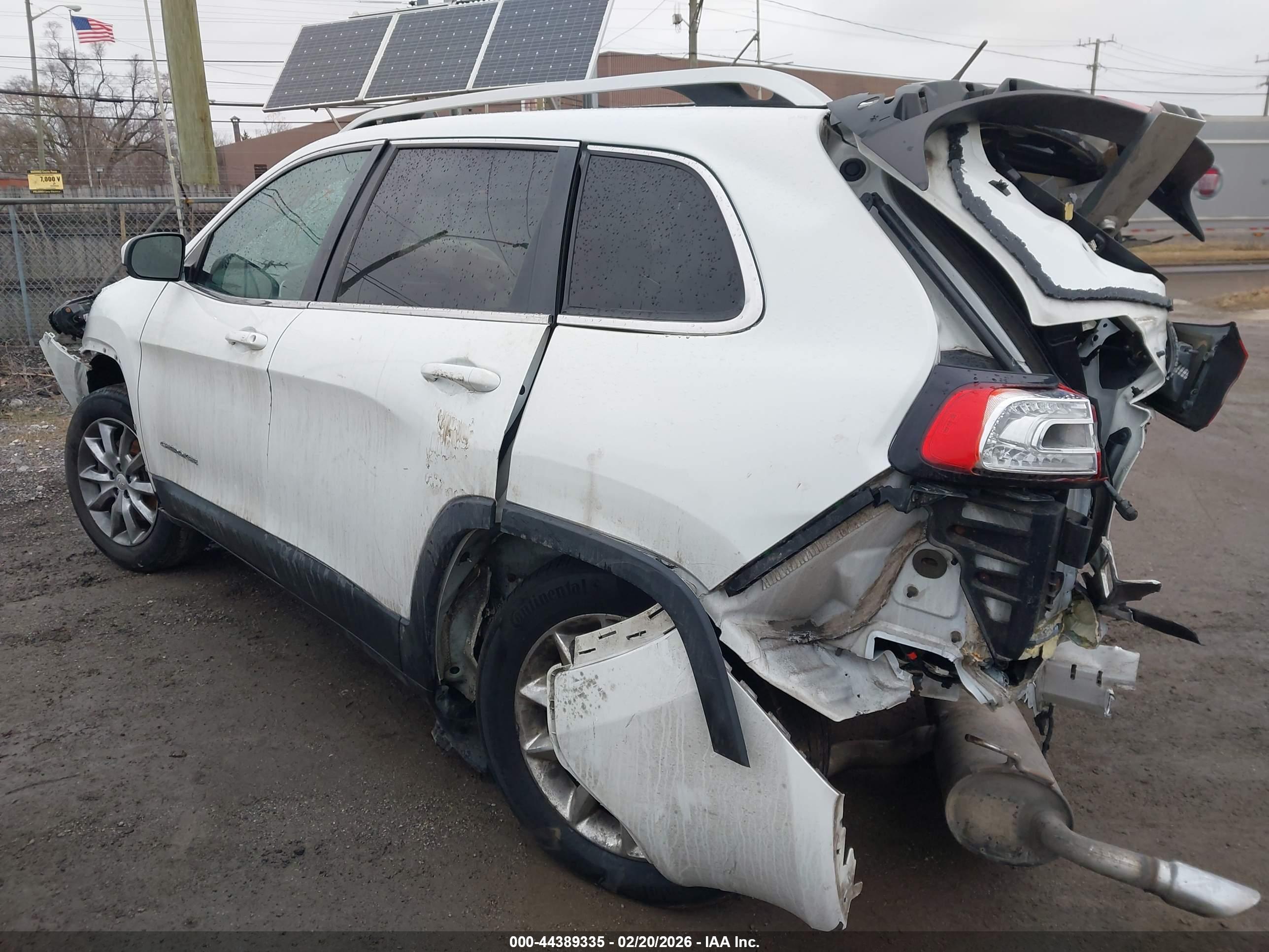 JEEP CHEROKEE image 3