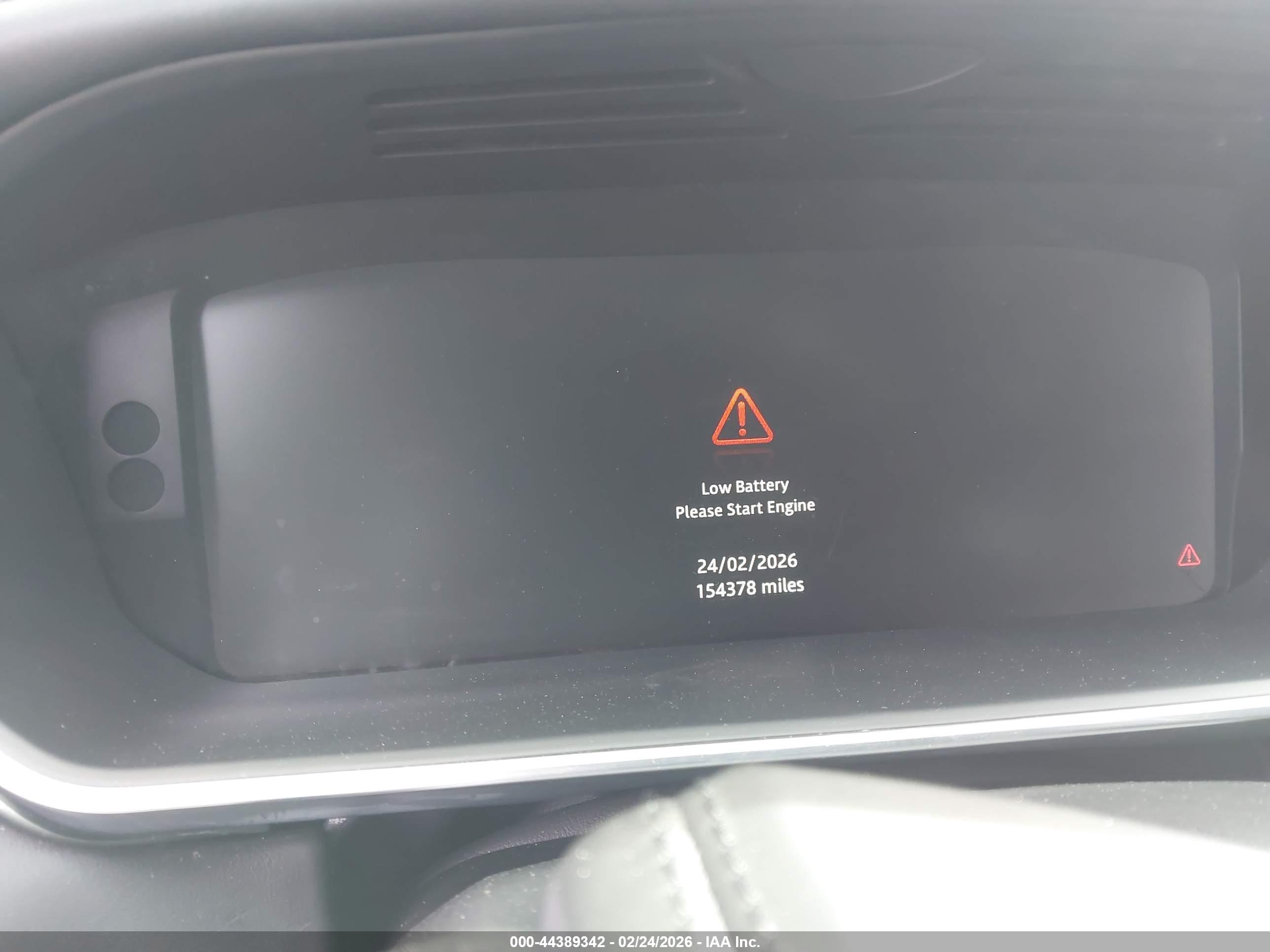 LAND ROVER image 7
