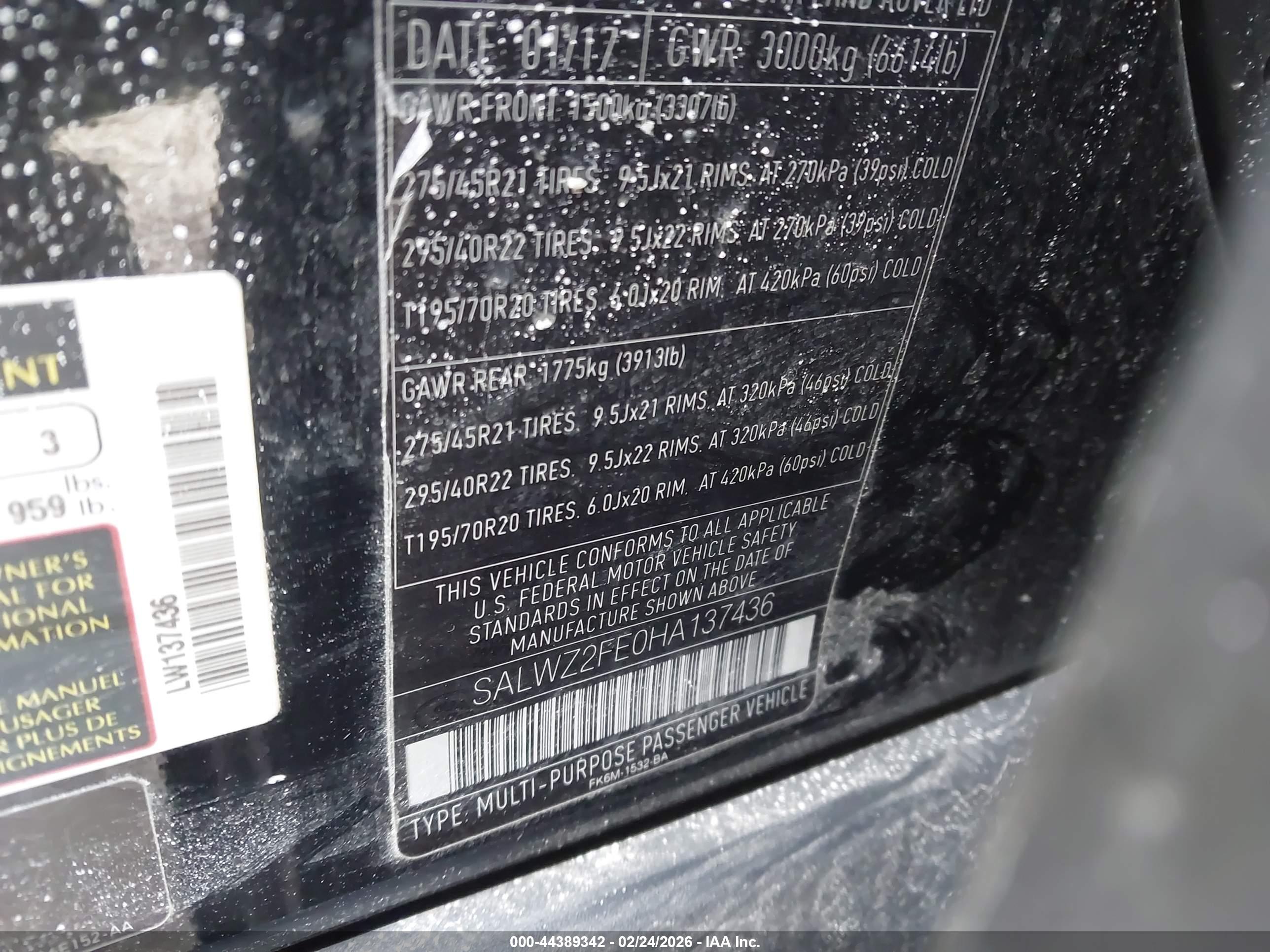 LAND ROVER image 9