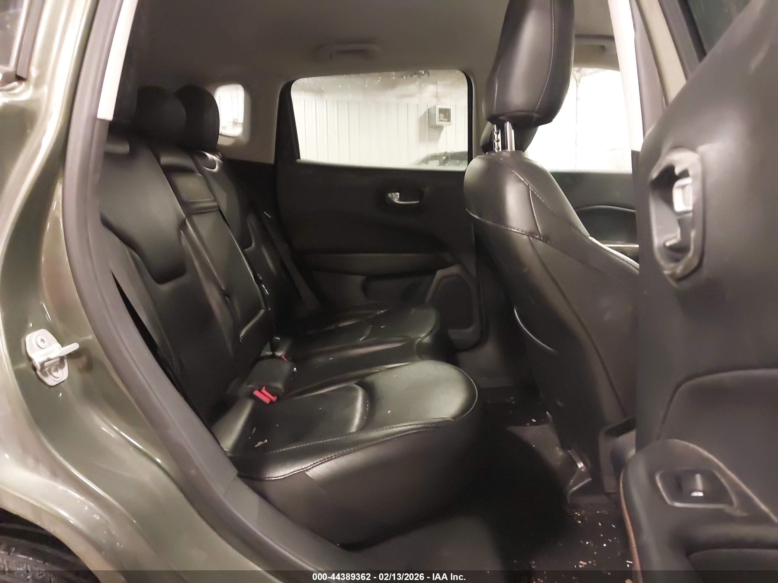 JEEP COMPASS image 8
