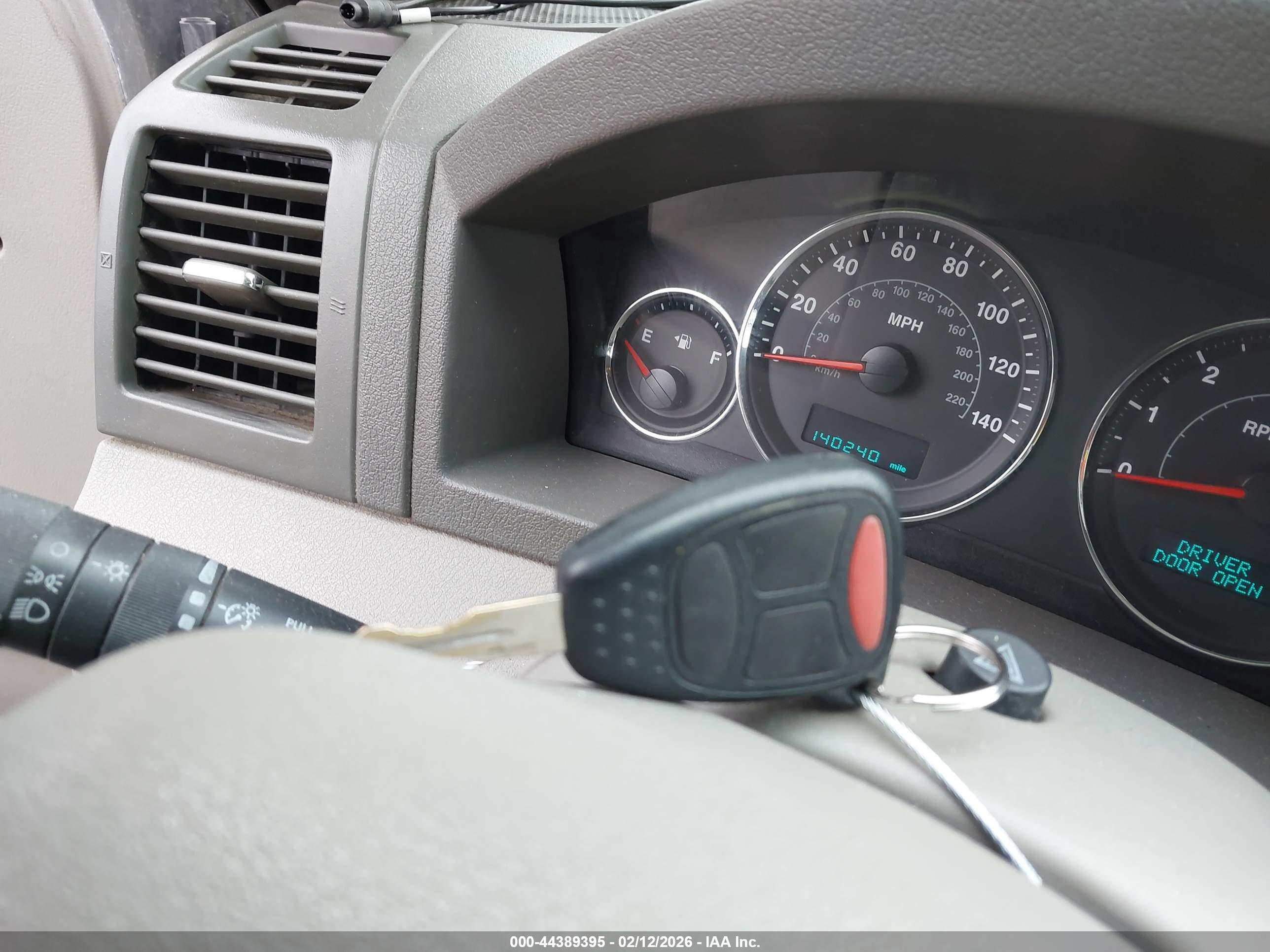 JEEP GRAND image 11