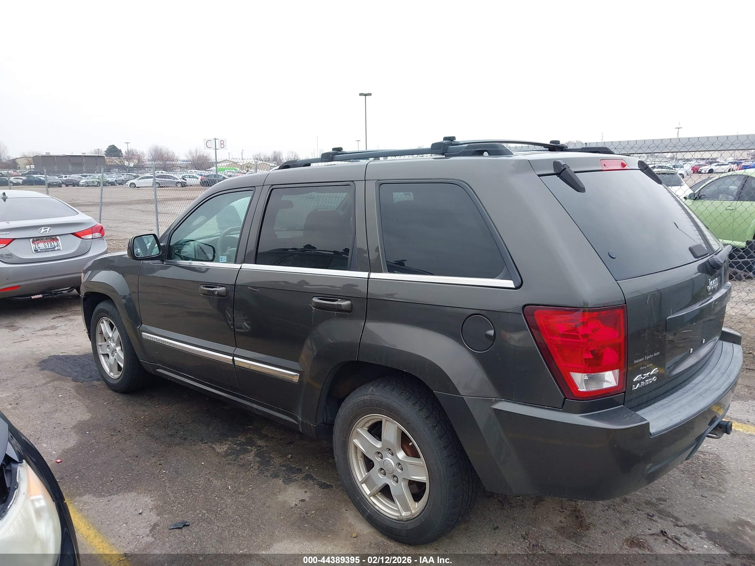 JEEP GRAND image 3
