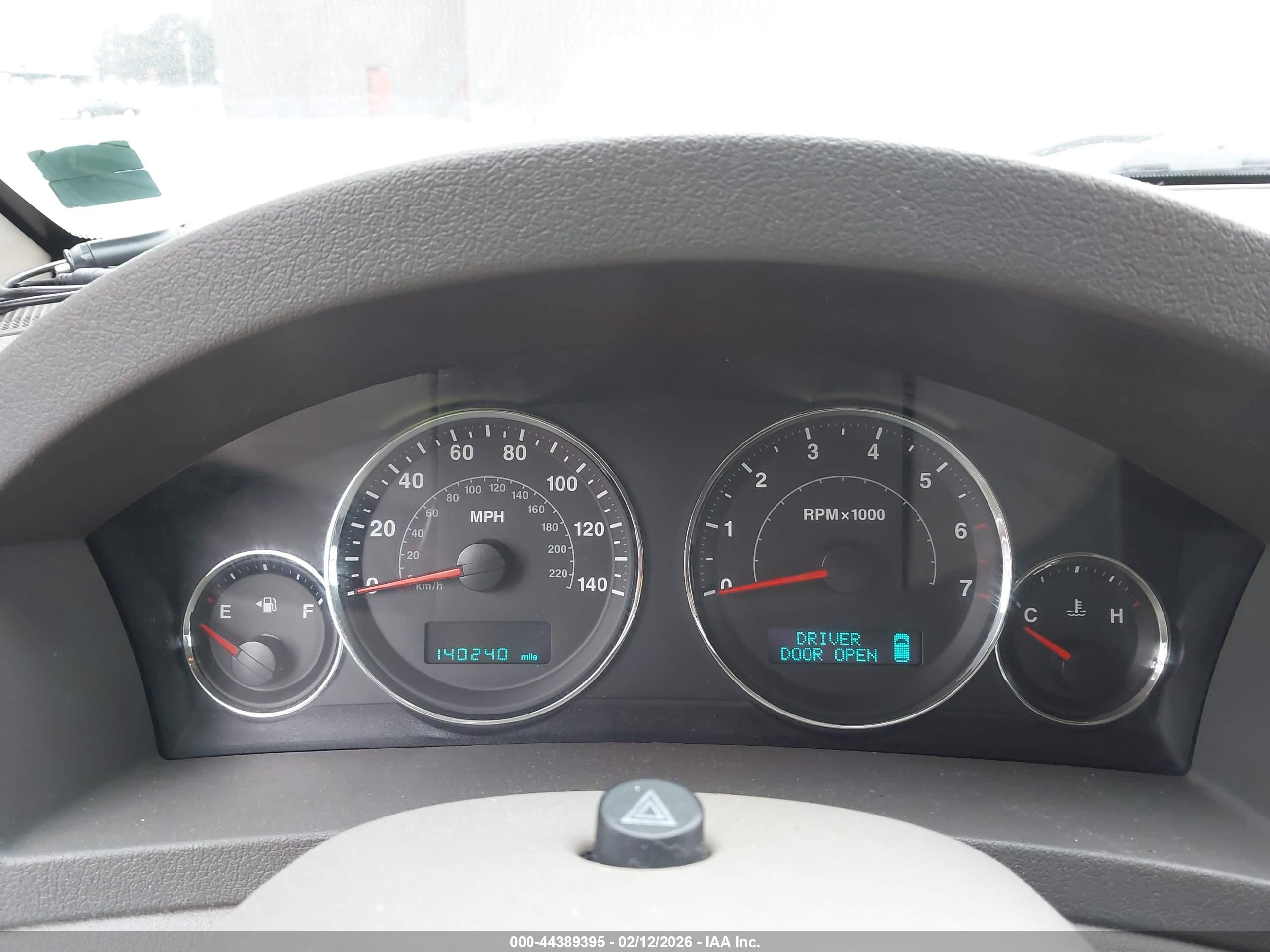 JEEP GRAND image 7