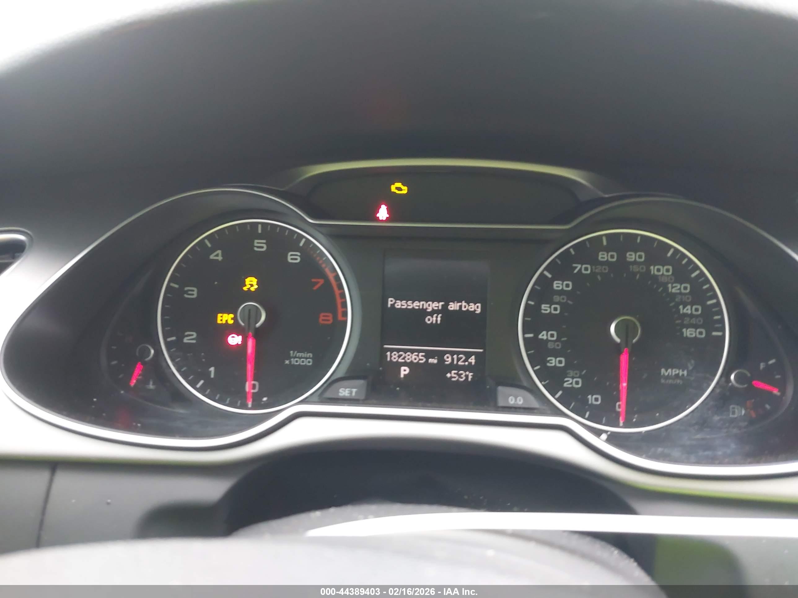 AUDI A4 image 7