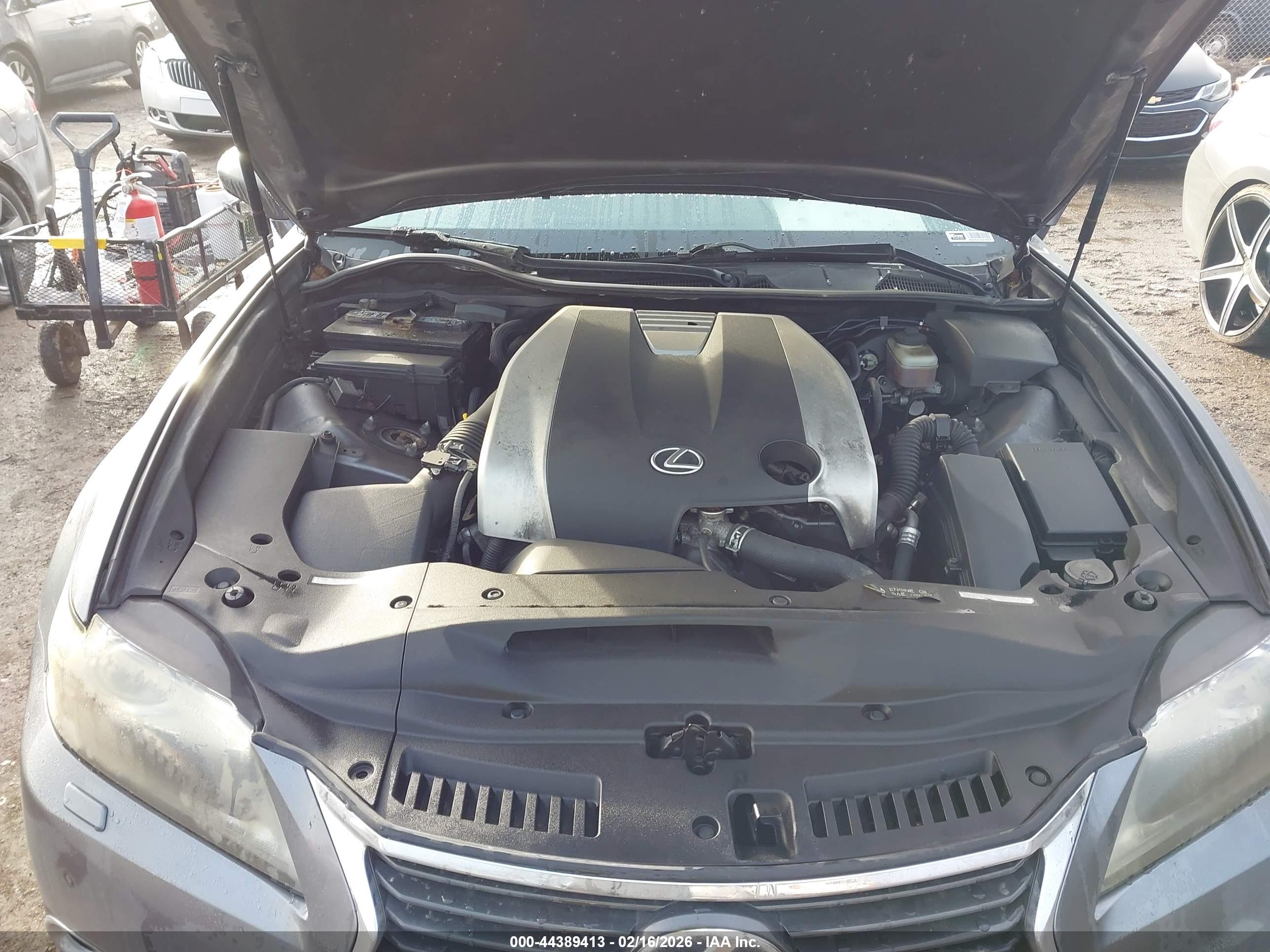 LEXUS GS image 10