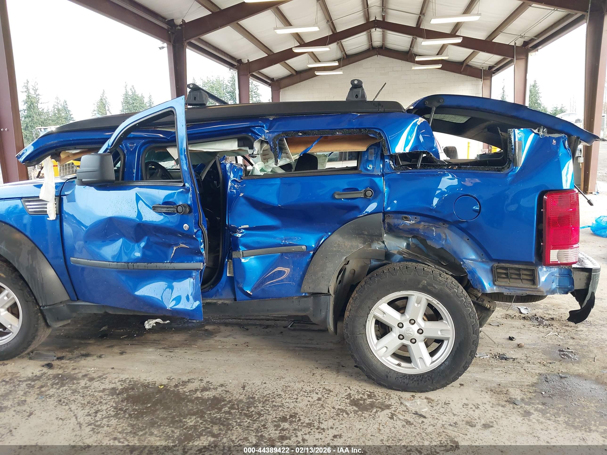 DODGE NITRO image 6