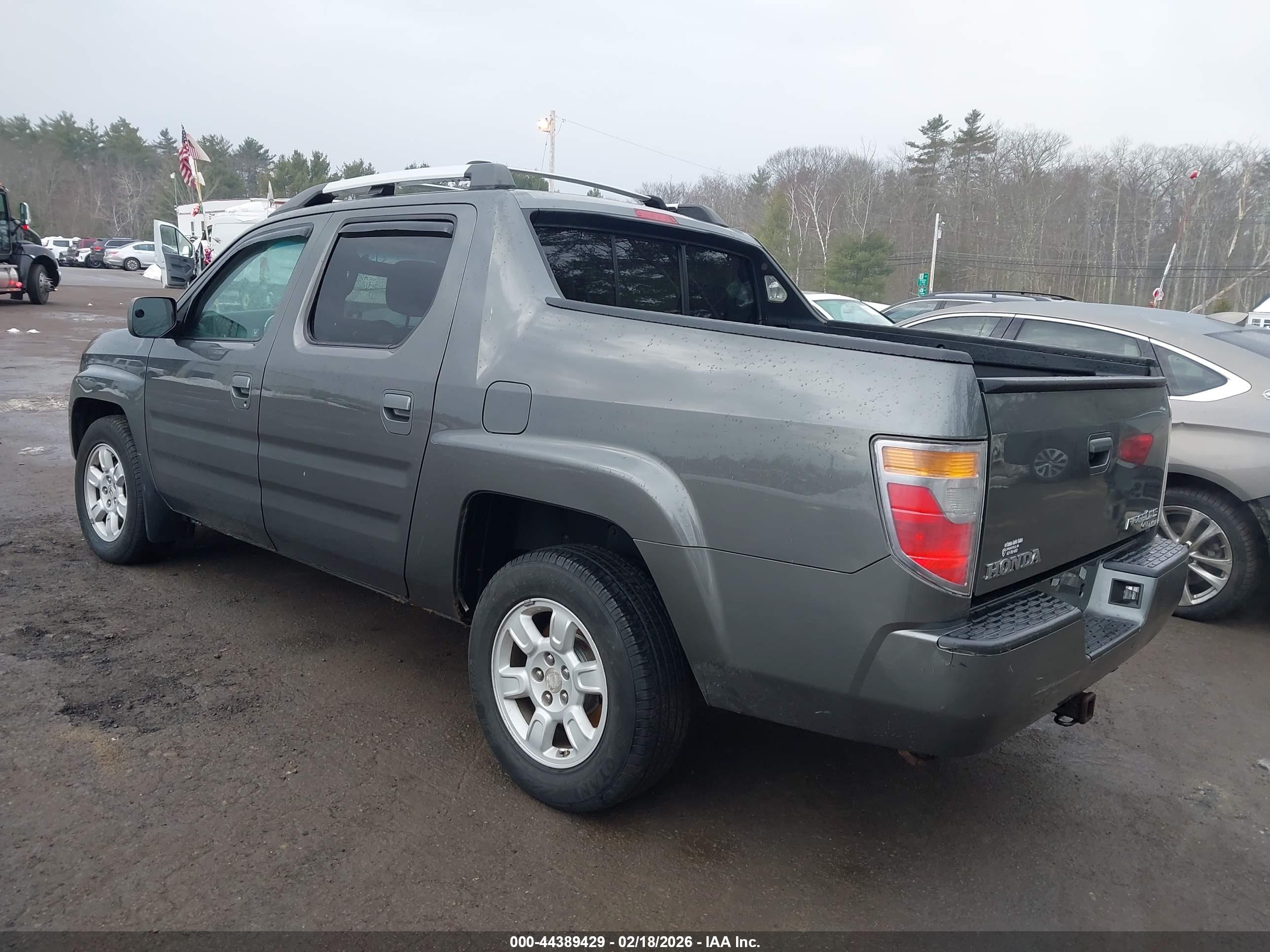 HONDA RIDGELINE image 3