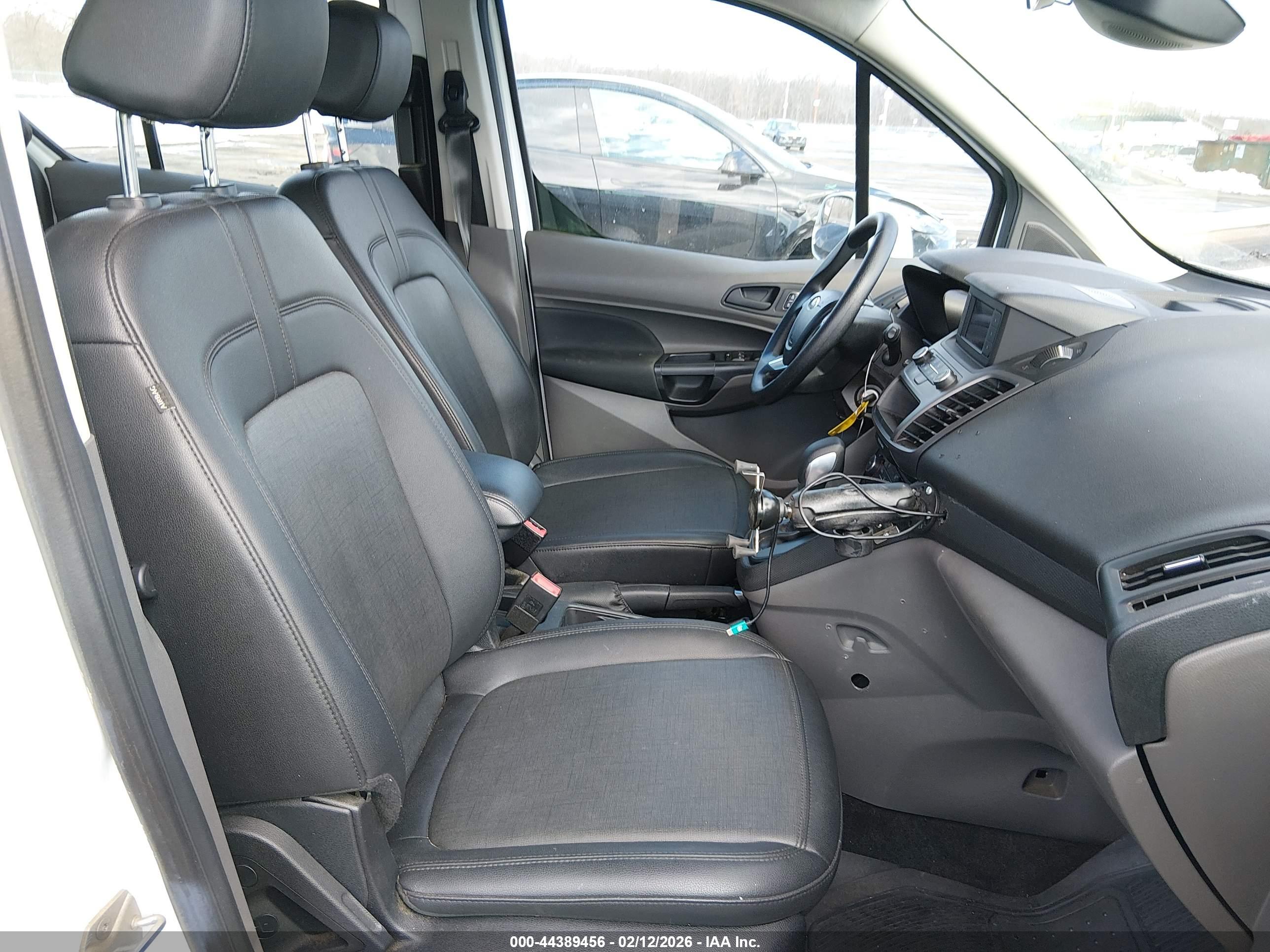FORD TRANSIT image 5