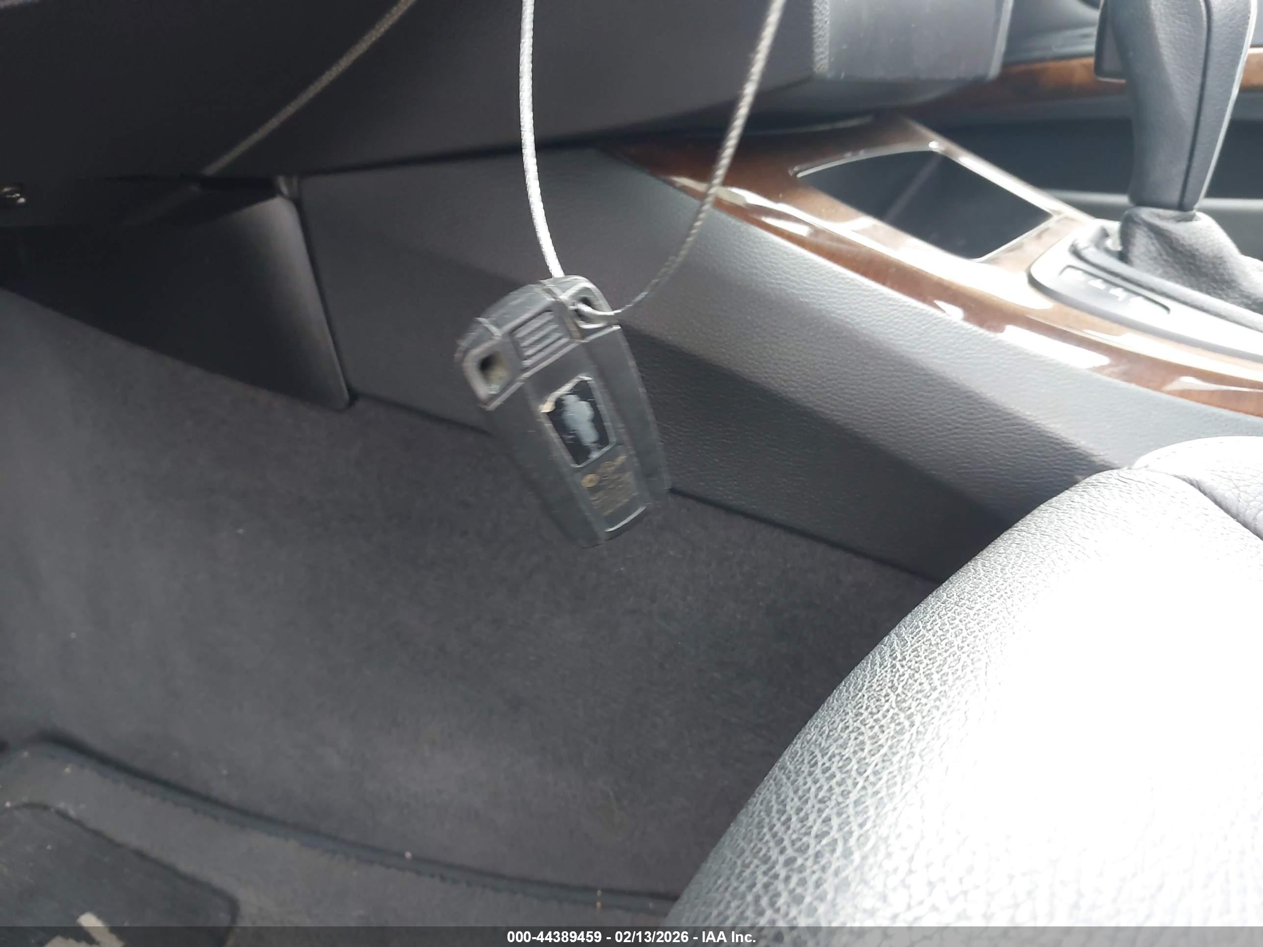 BMW 328I image 11