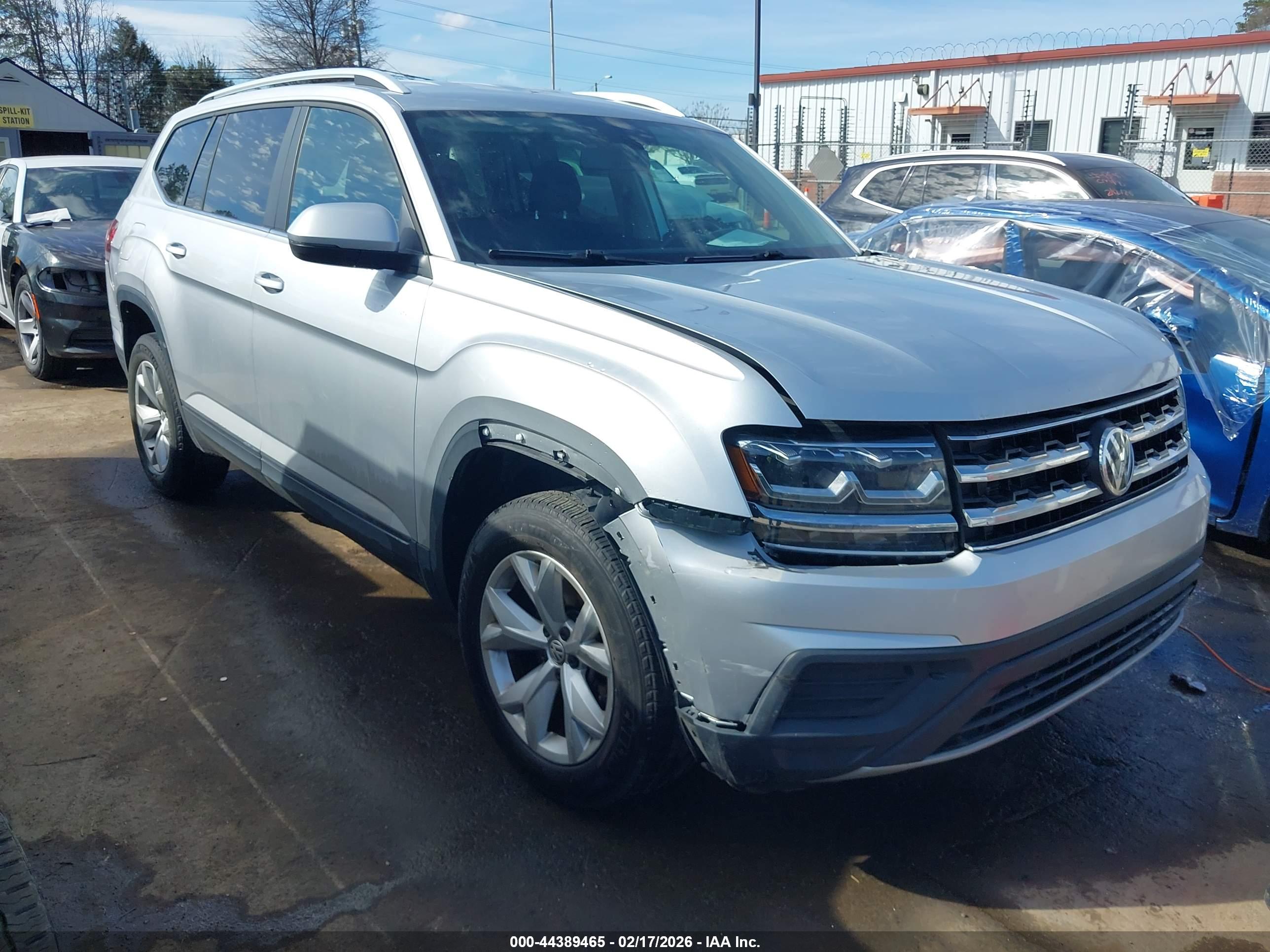 VOLKSWAGEN ATLAS image 6