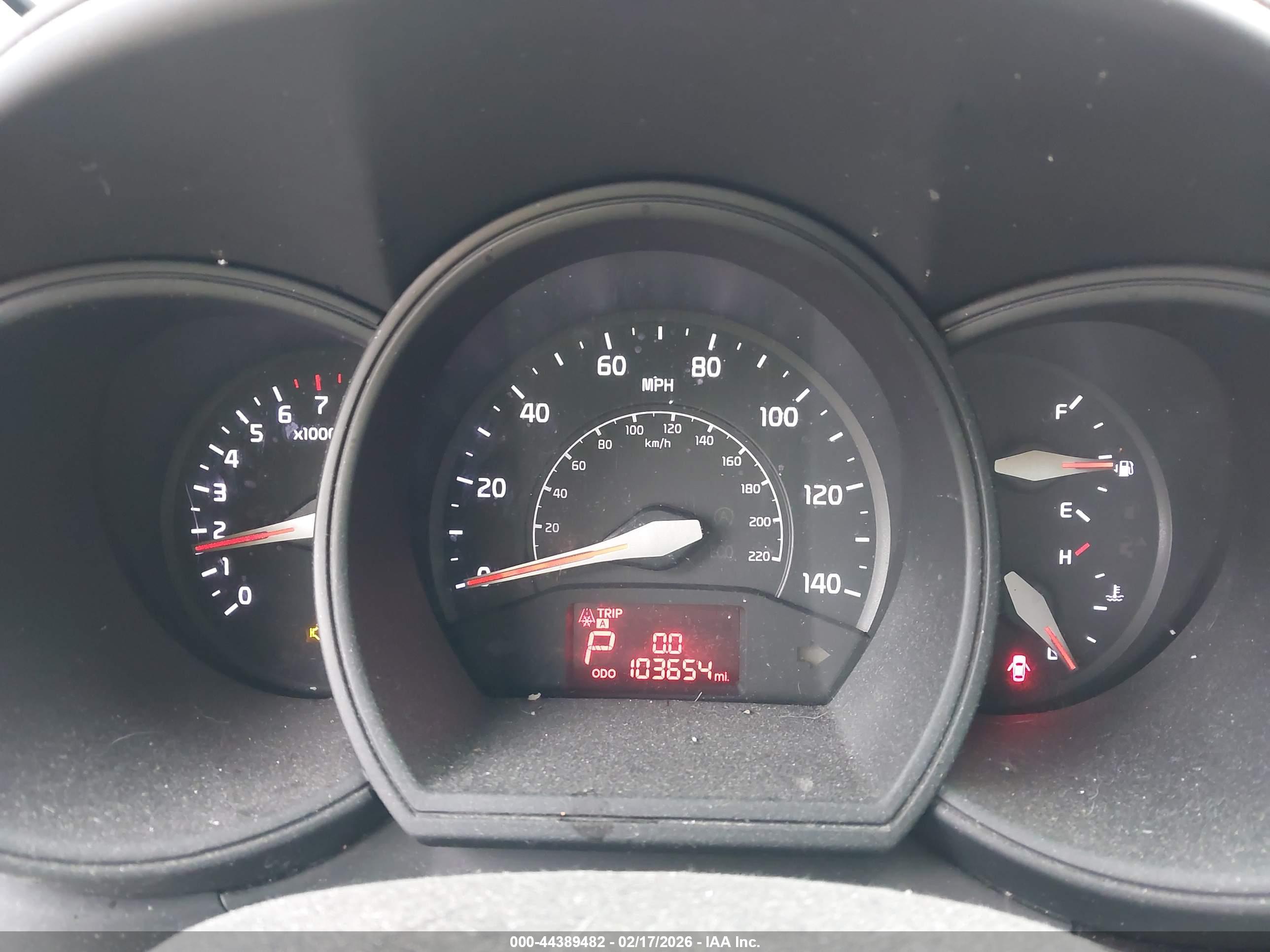 KIA RIO image 7