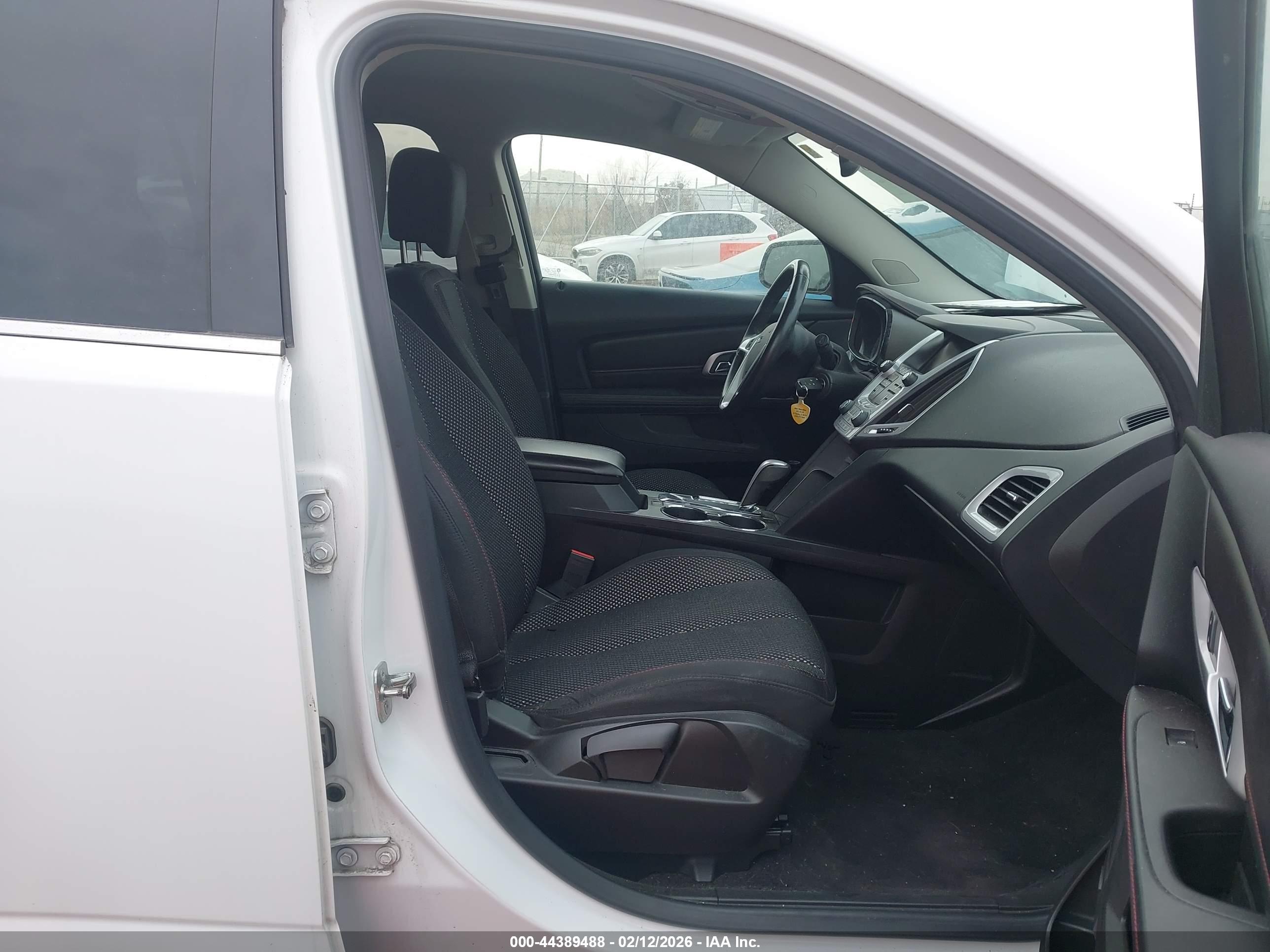 GMC TERRAIN image 5