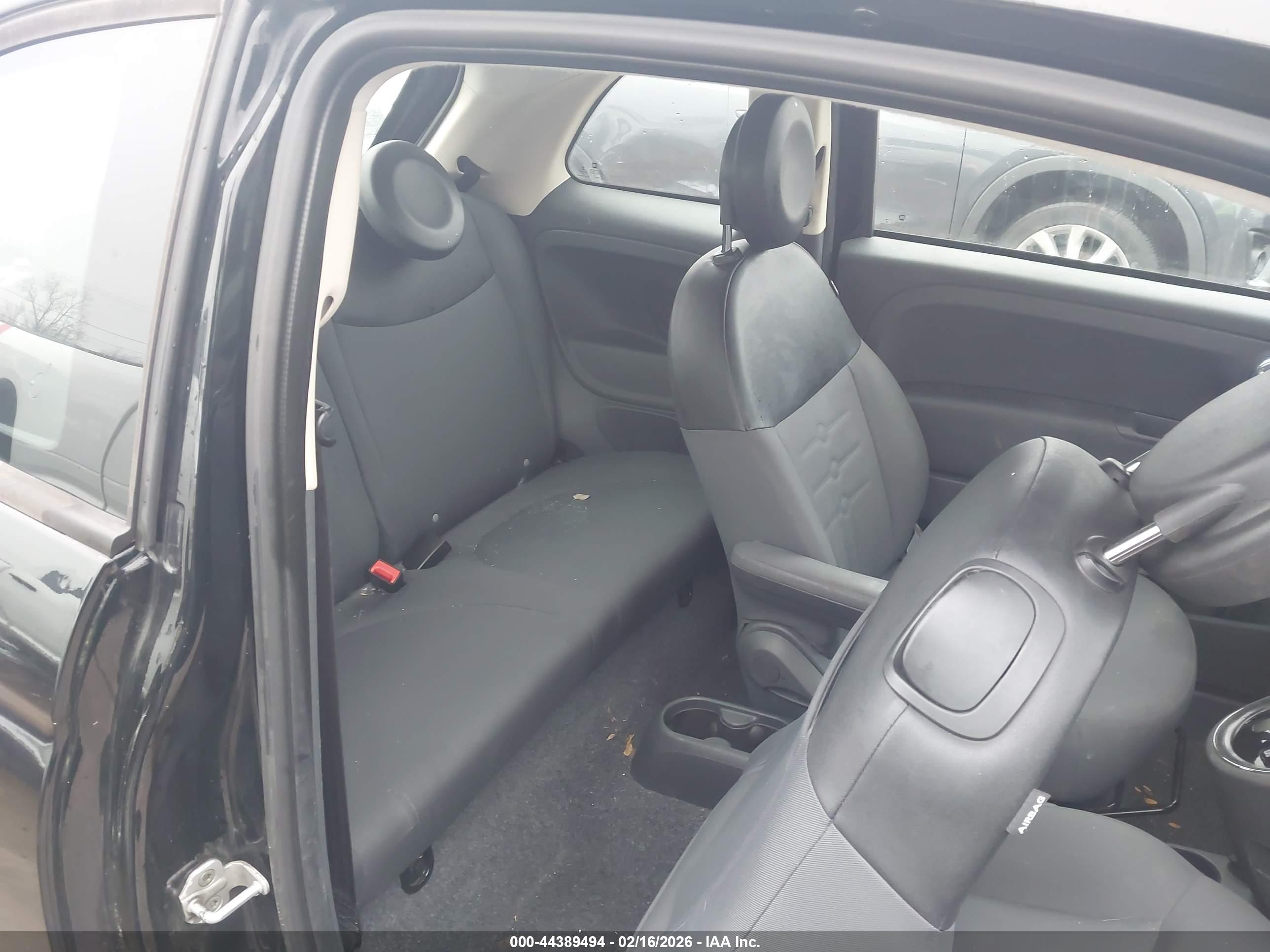 FIAT 500 image 8