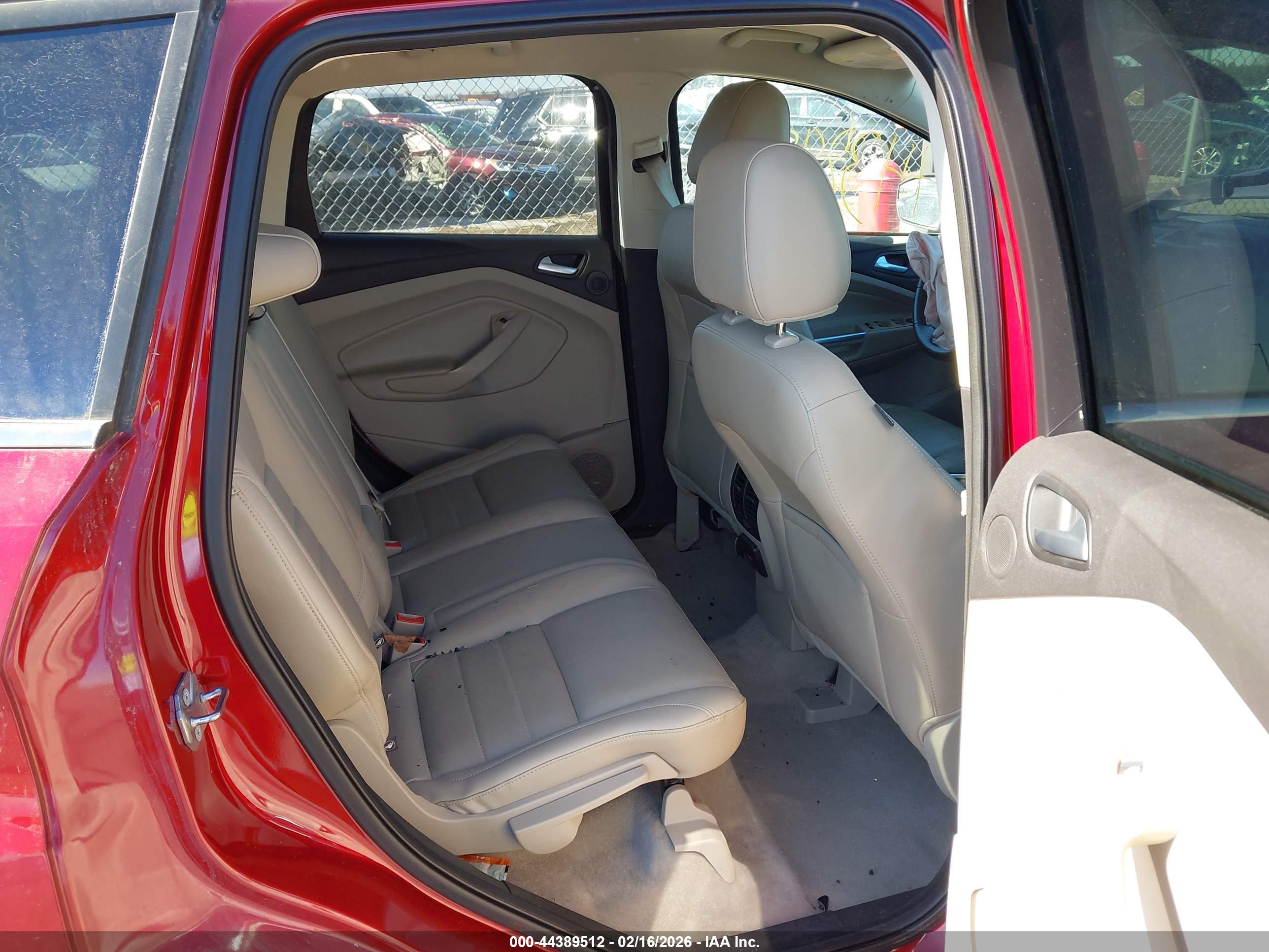 FORD ESCAPE image 8