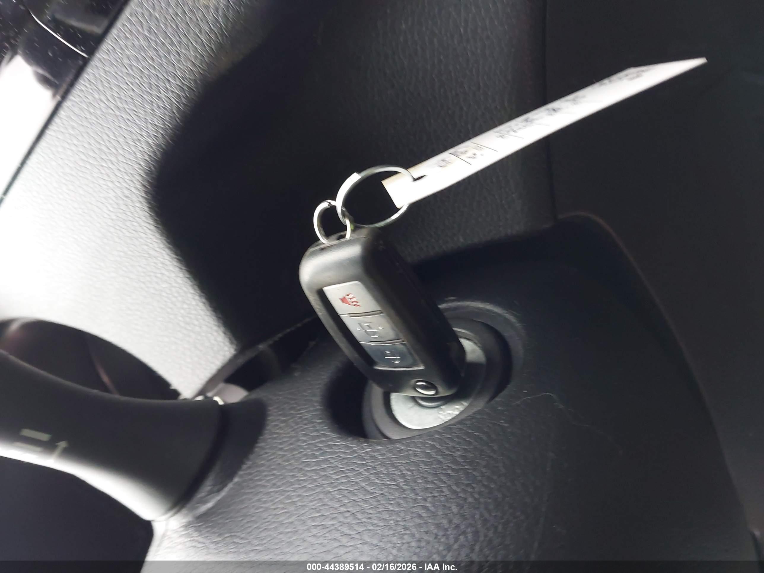NISSAN ROGUE image 11