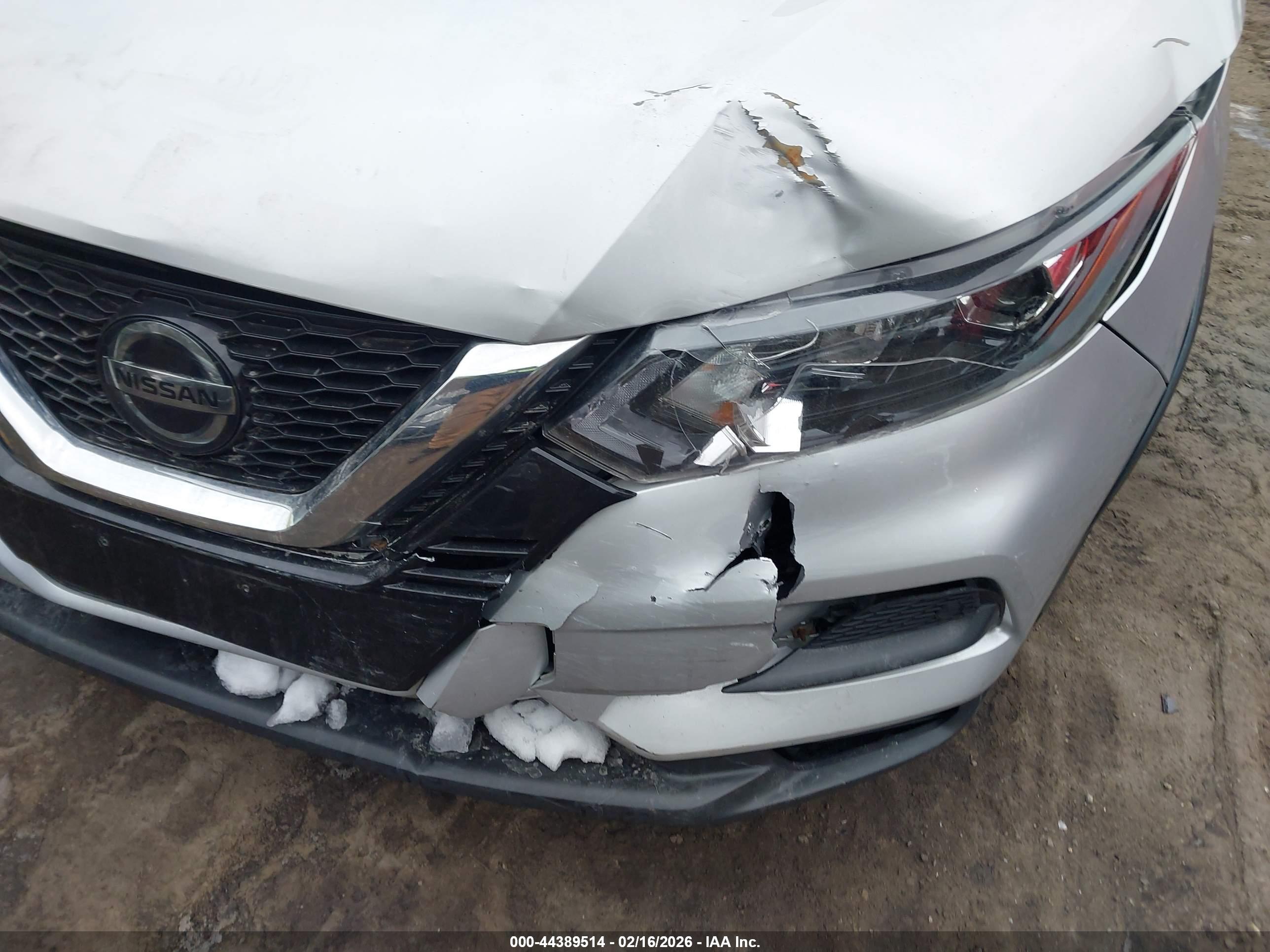 NISSAN ROGUE image 6