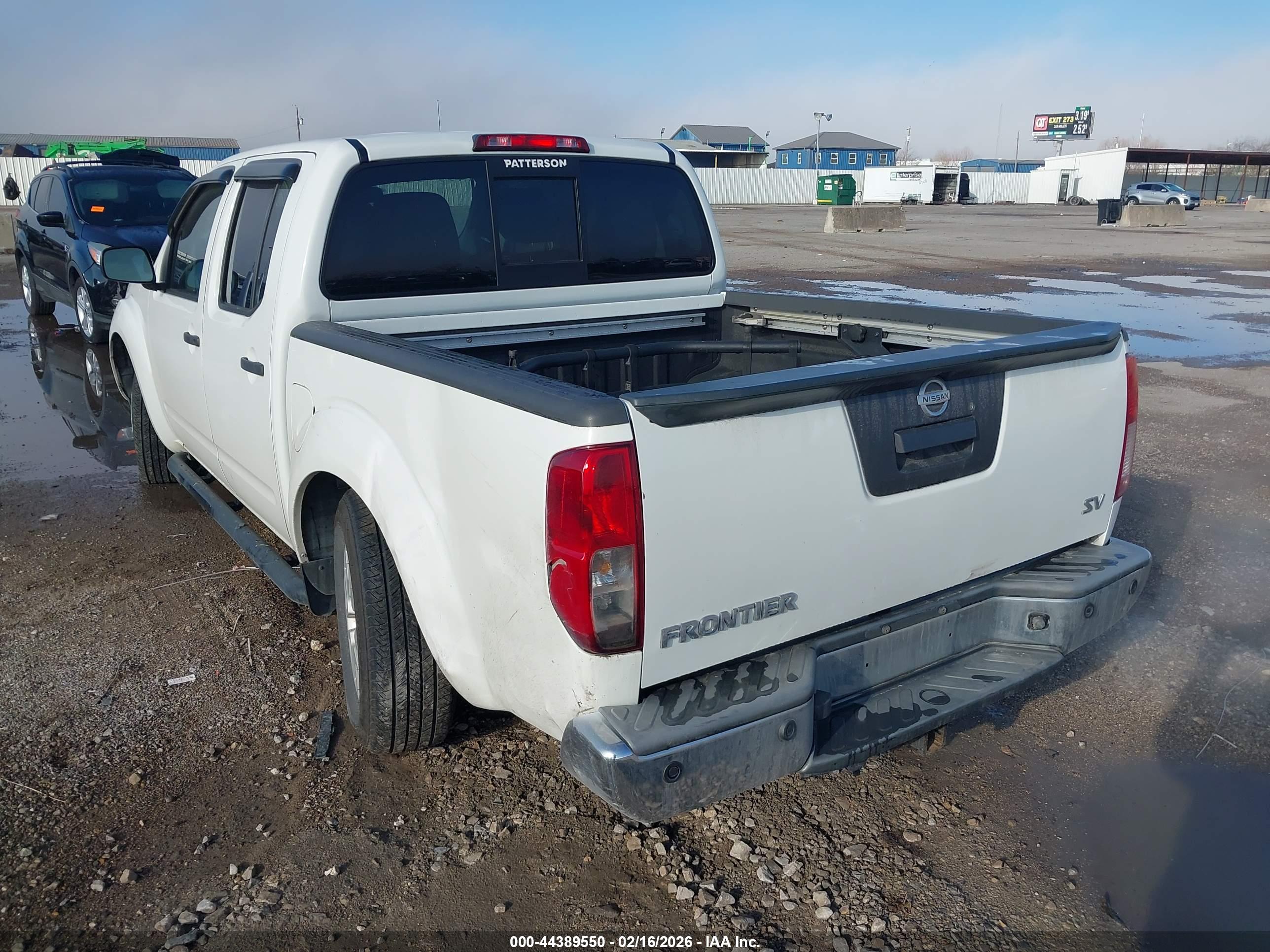 NISSAN FRONTIER image 3