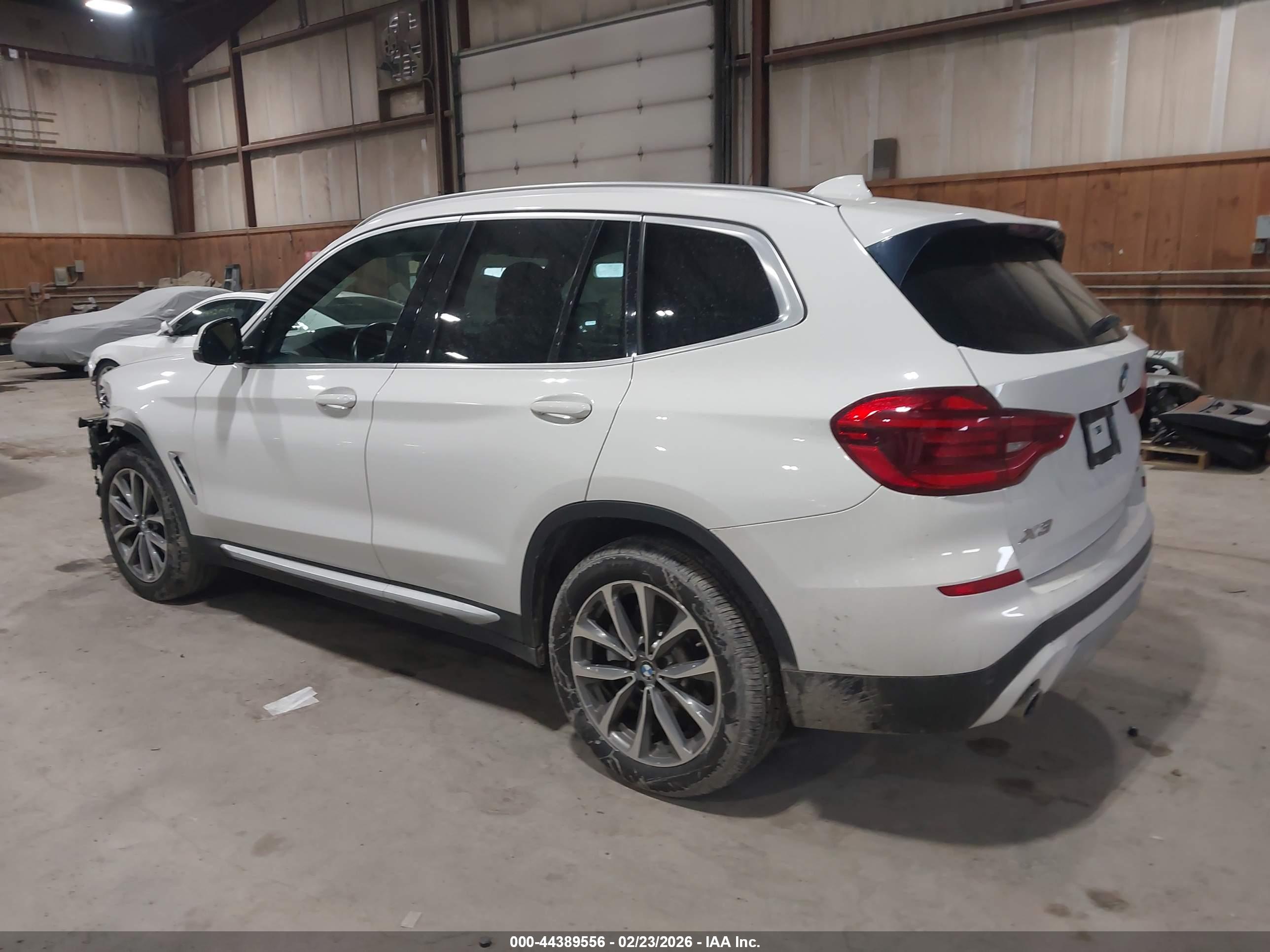 BMW X3 image 3