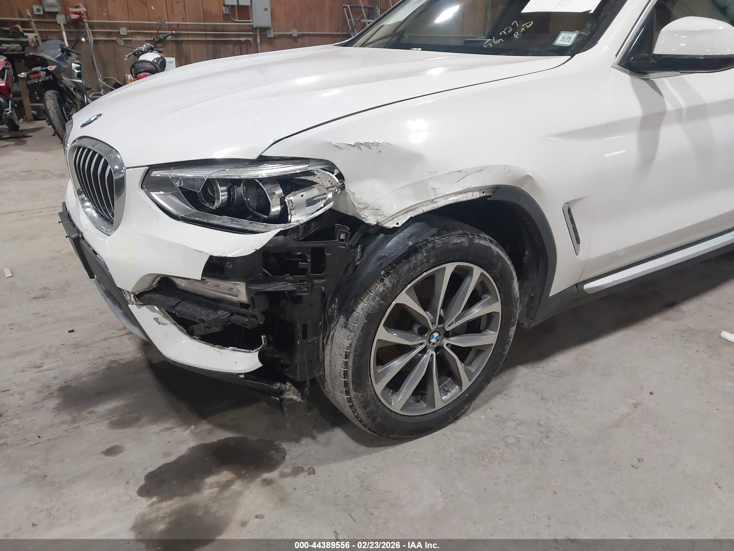 BMW X3 image 6