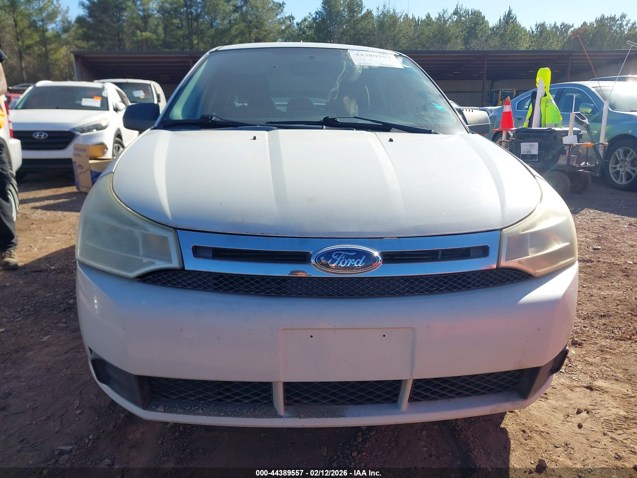 FORD FOCUS image 6
