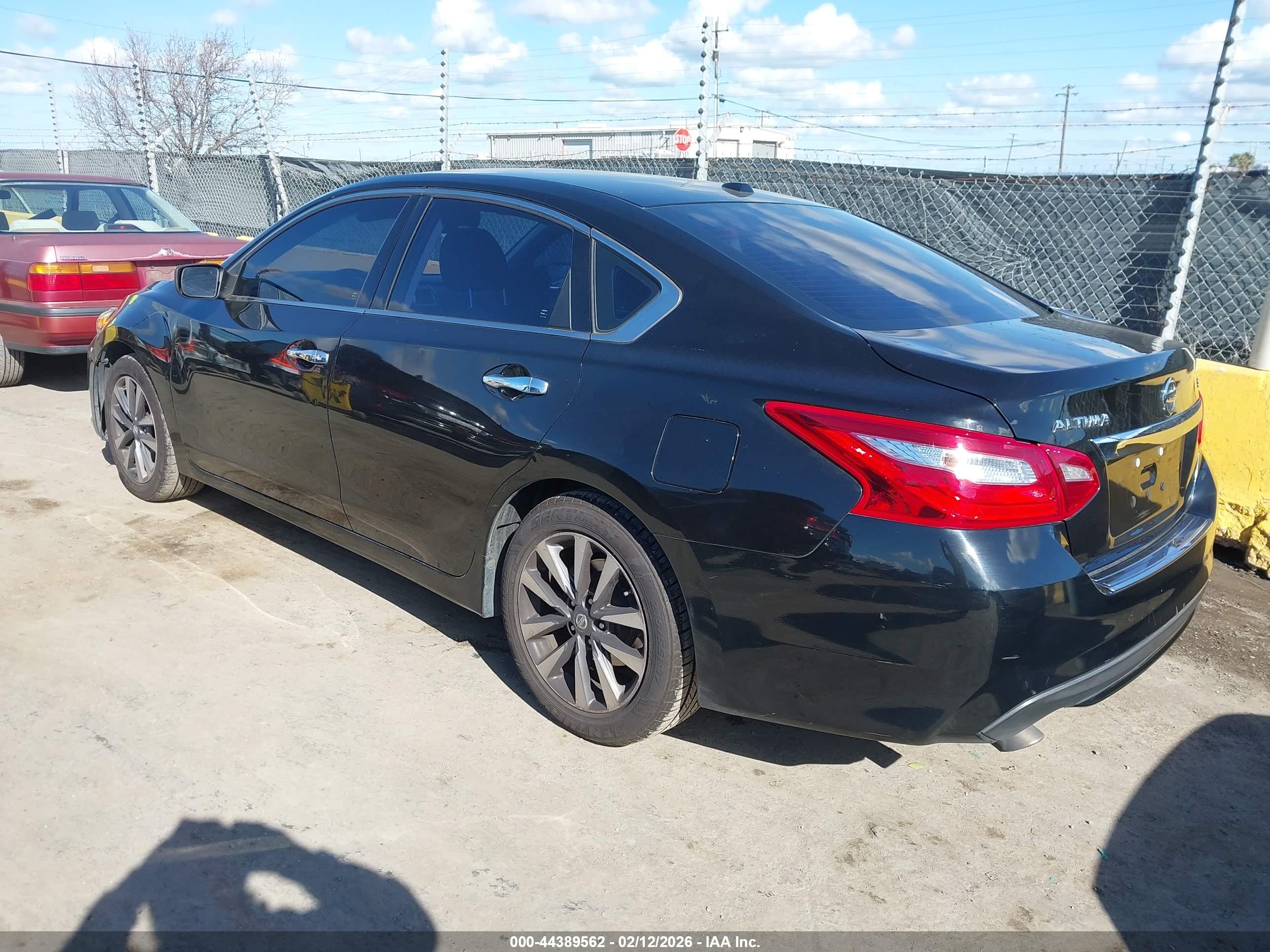 NISSAN ALTIMA image 3
