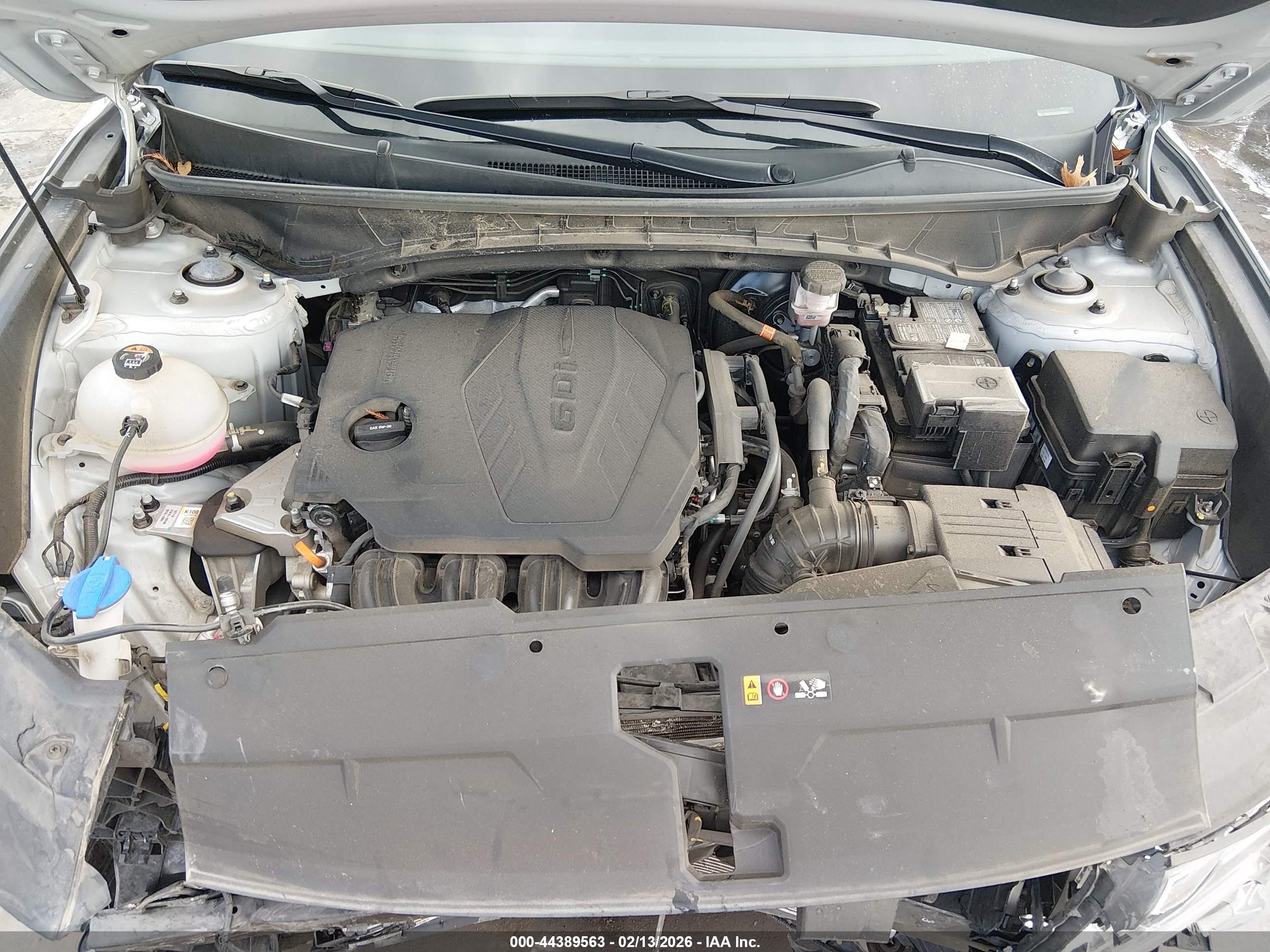 HYUNDAI TUCSON image 10