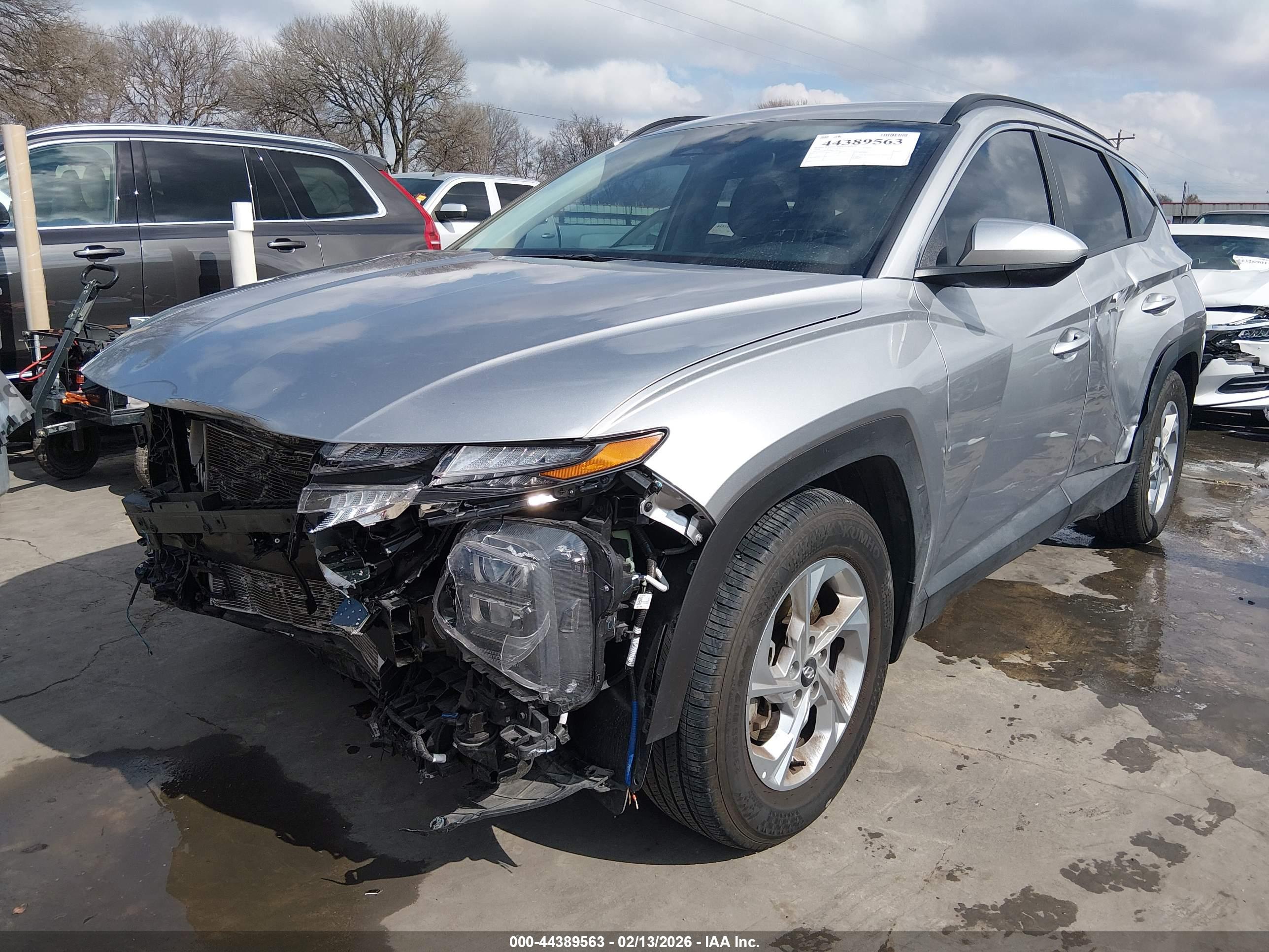 HYUNDAI TUCSON image 2