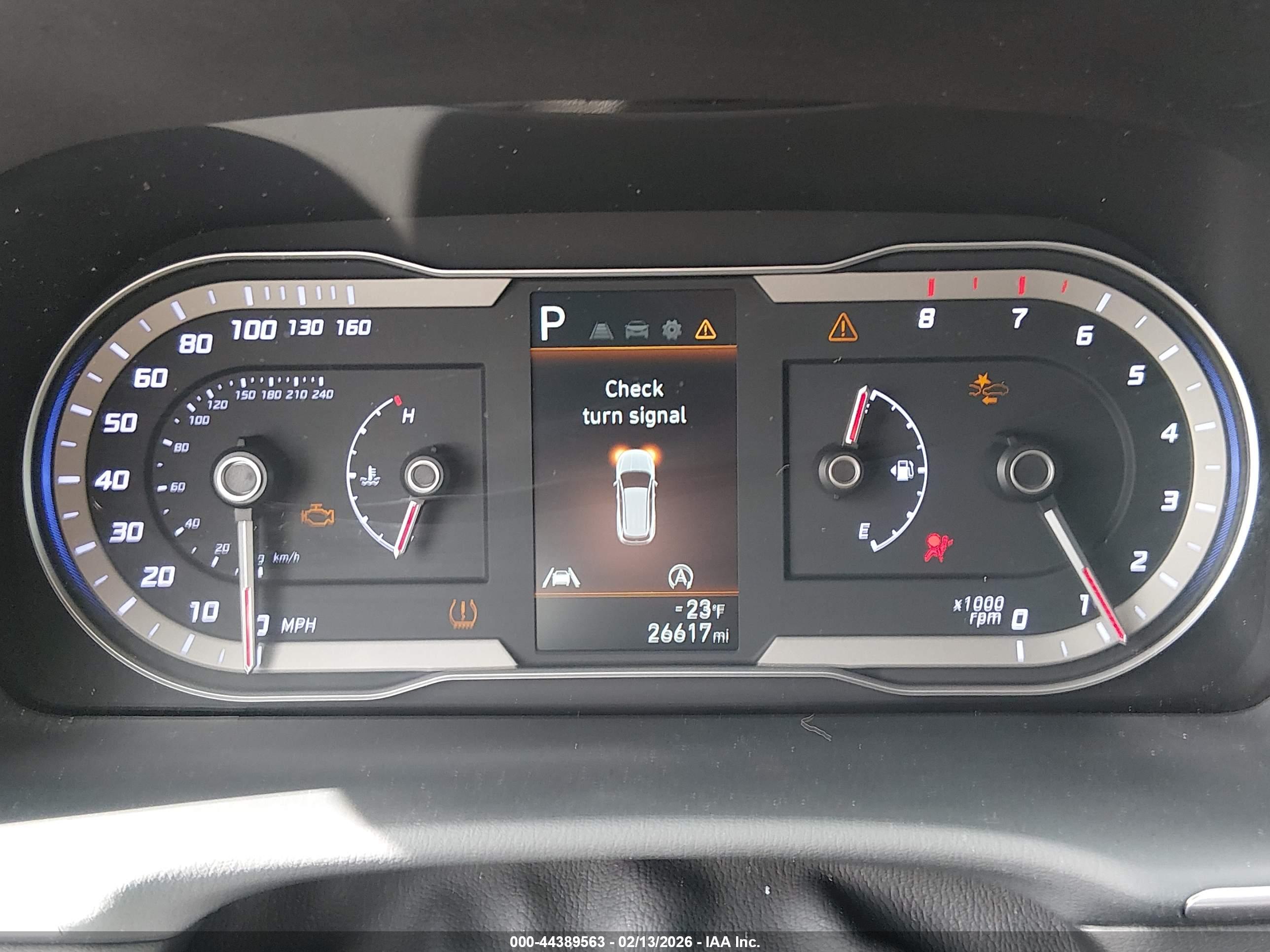HYUNDAI TUCSON image 7