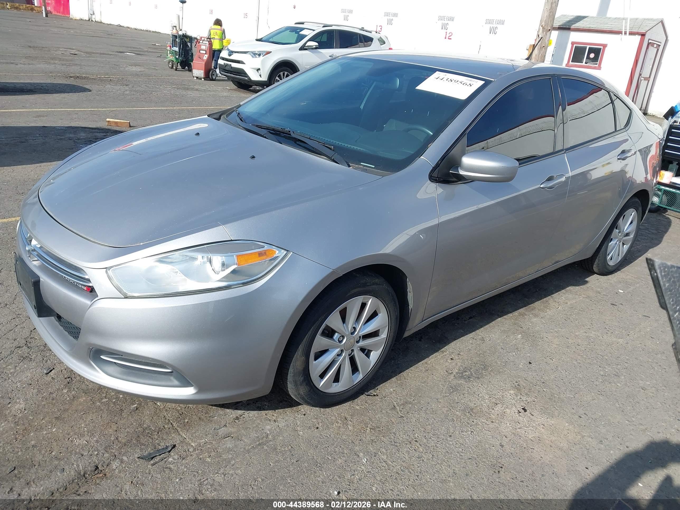 DODGE DART image 2