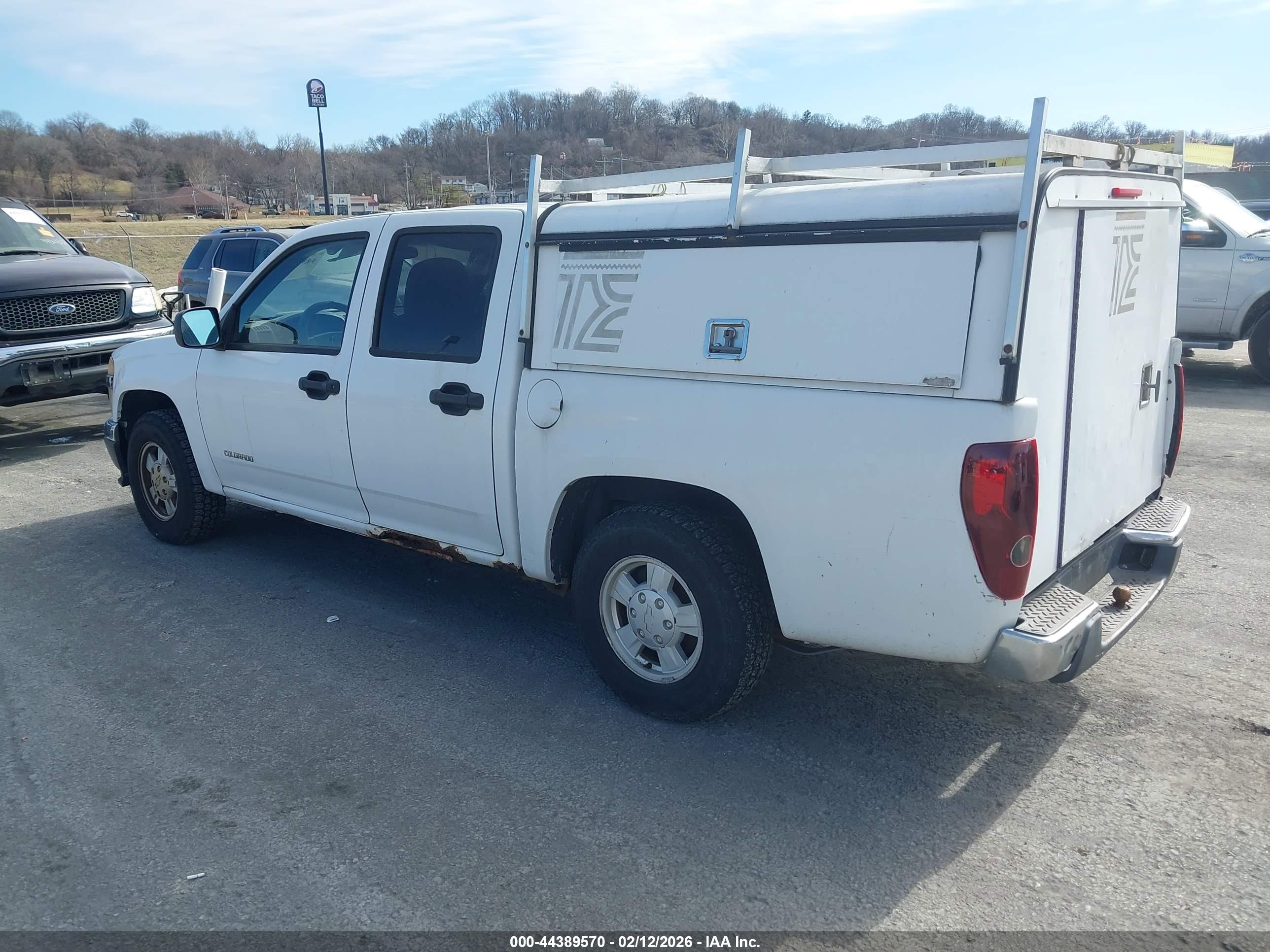 CHEVROLET COLORADO image 3