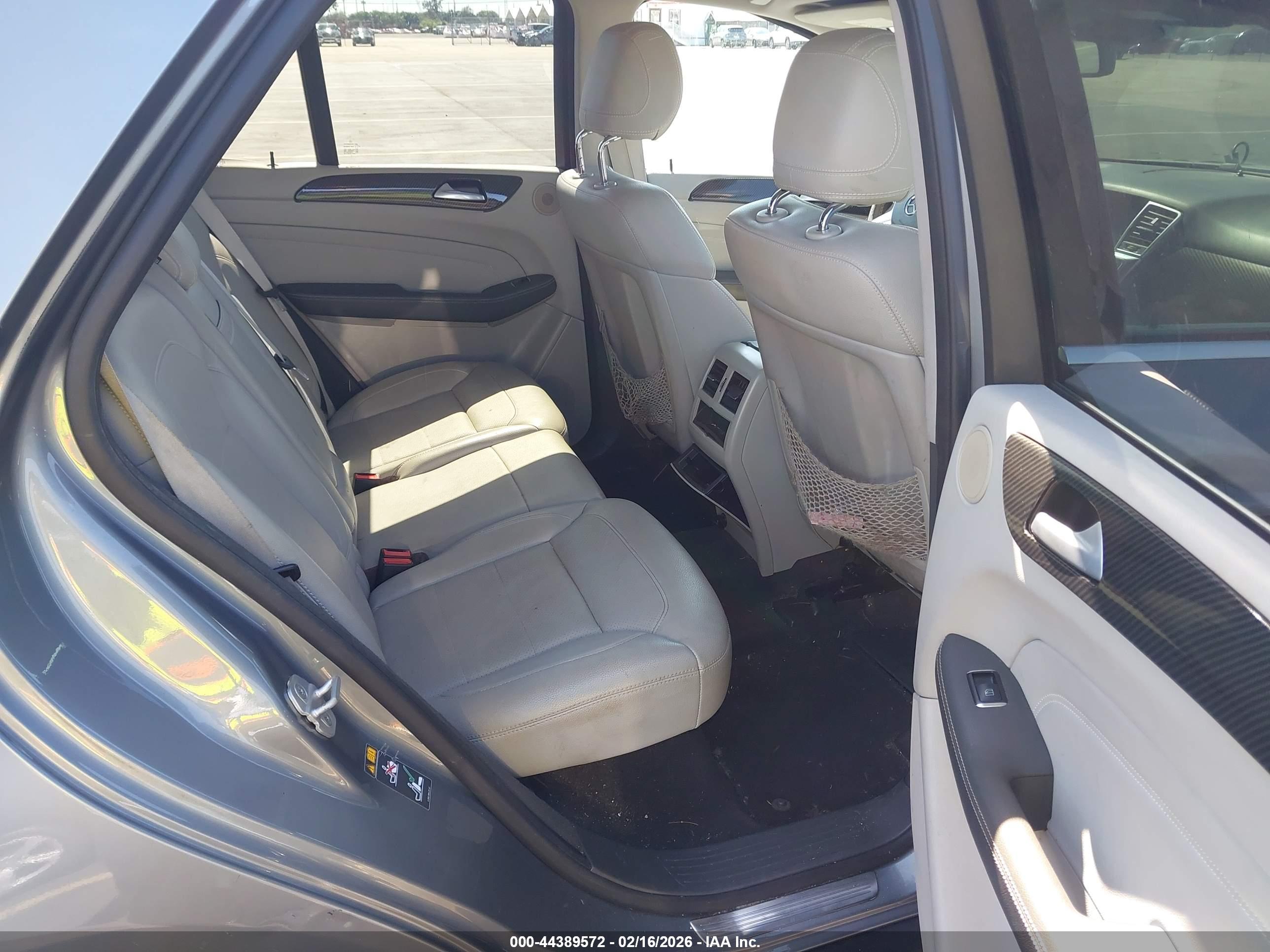 MERCEDES-BENZ ML image 8