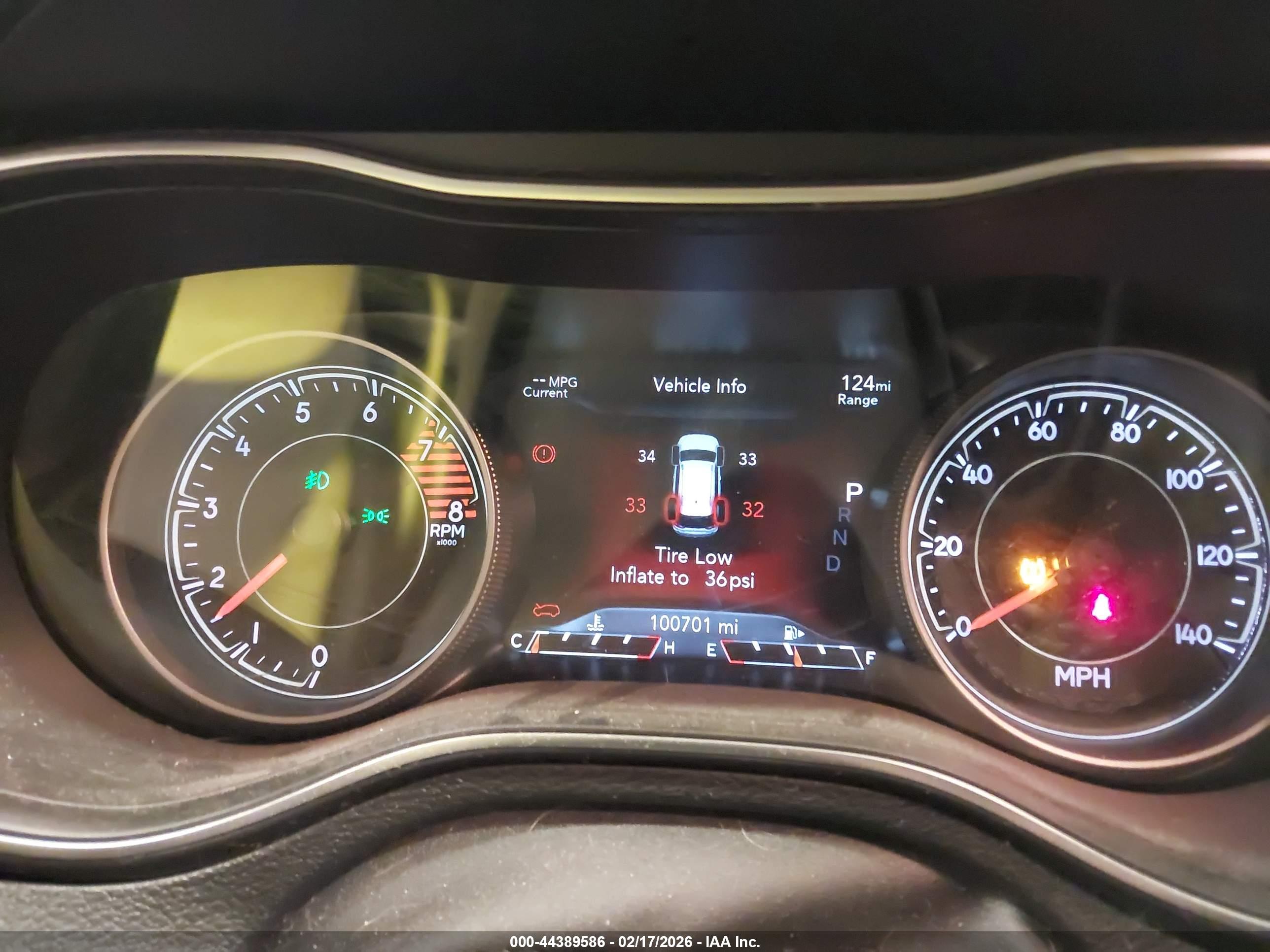 JEEP CHEROKEE image 7
