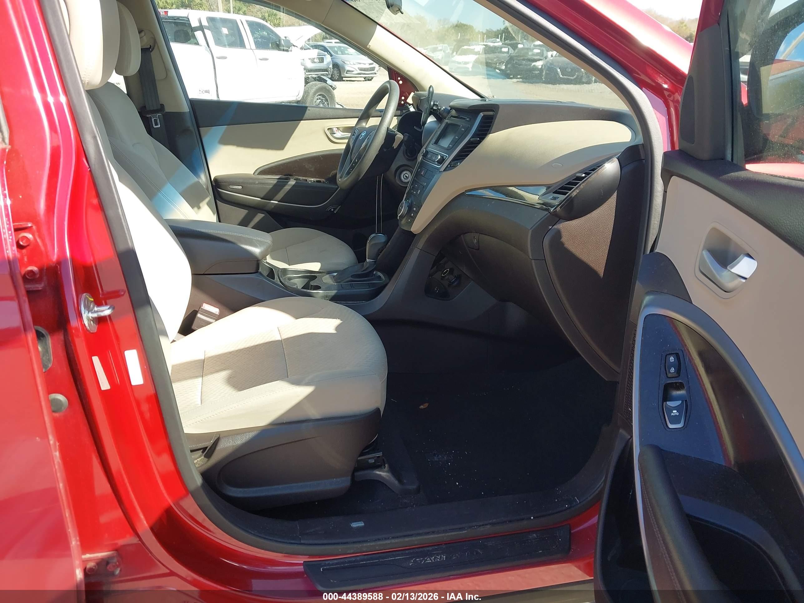 HYUNDAI SANTA image 5
