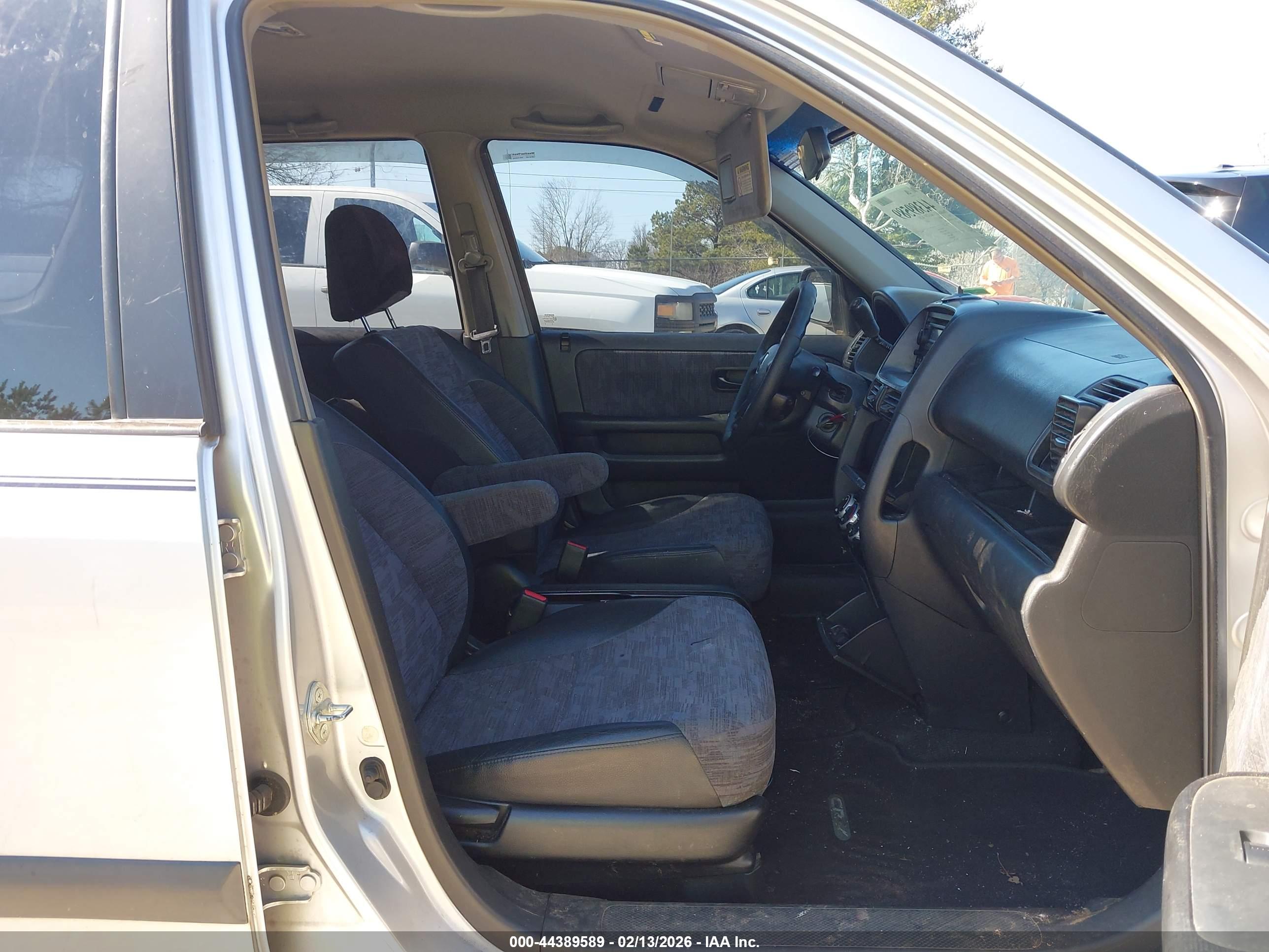 HONDA CR-V image 5