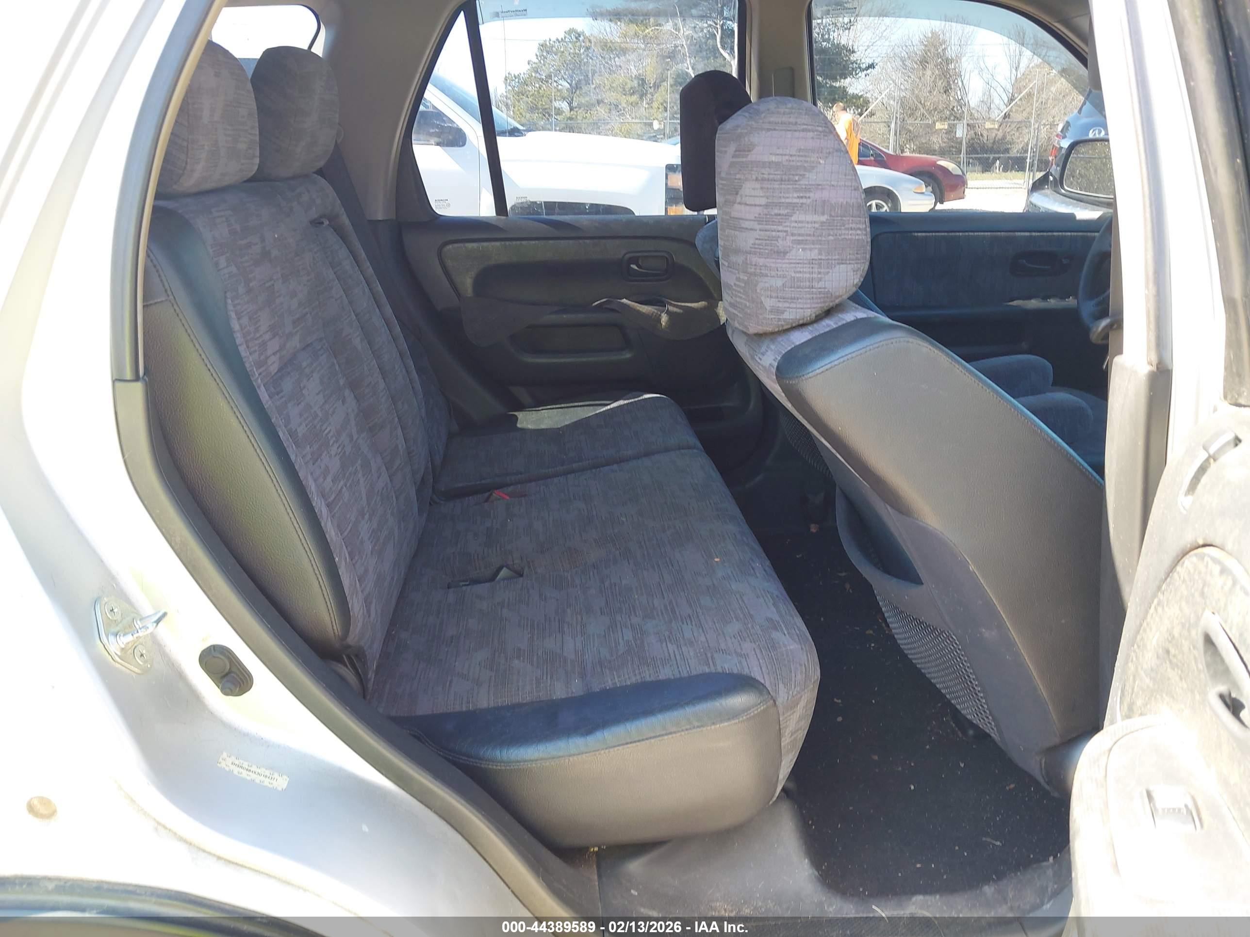 HONDA CR-V image 8