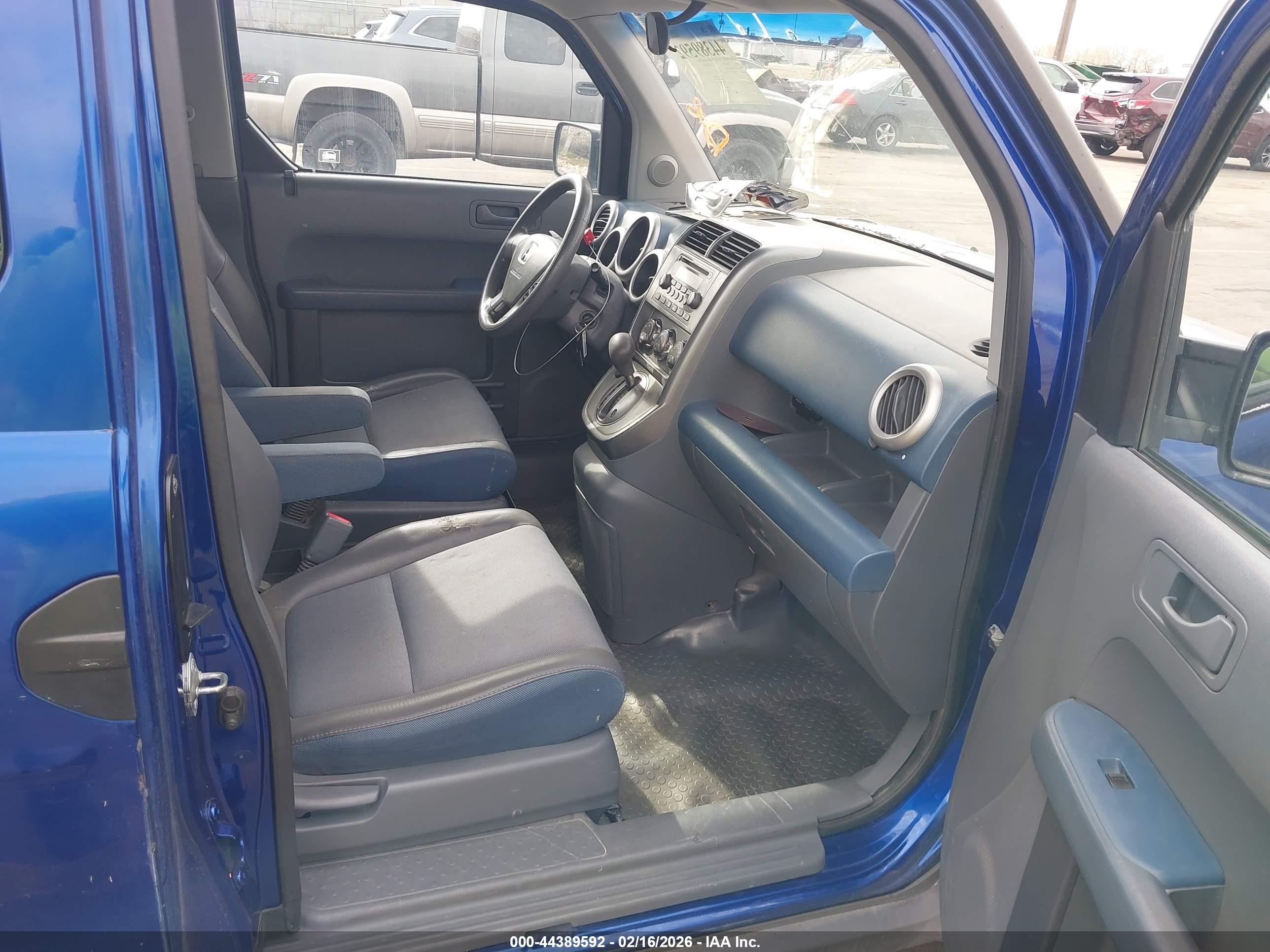 HONDA ELEMENT image 5