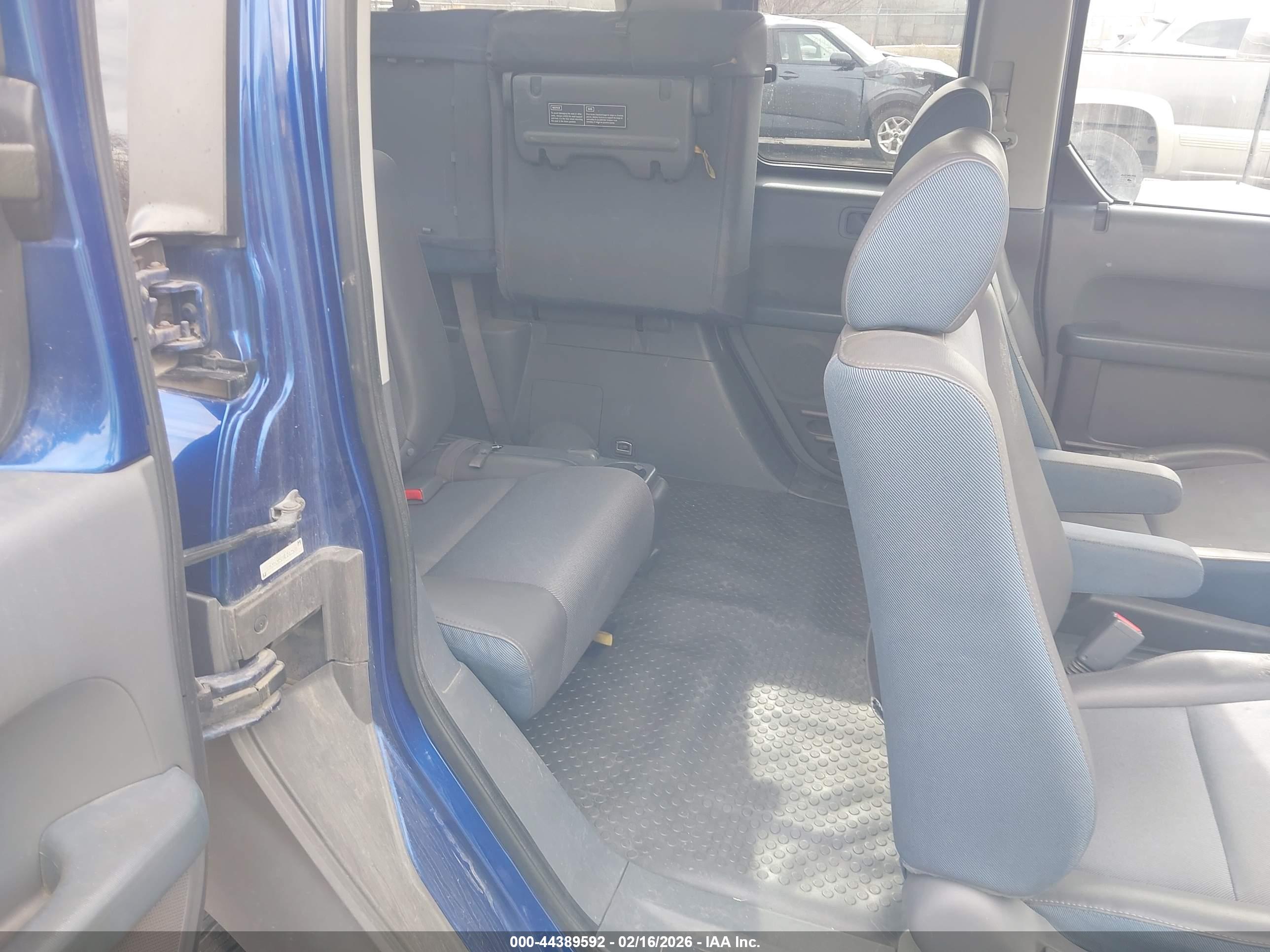 HONDA ELEMENT image 8