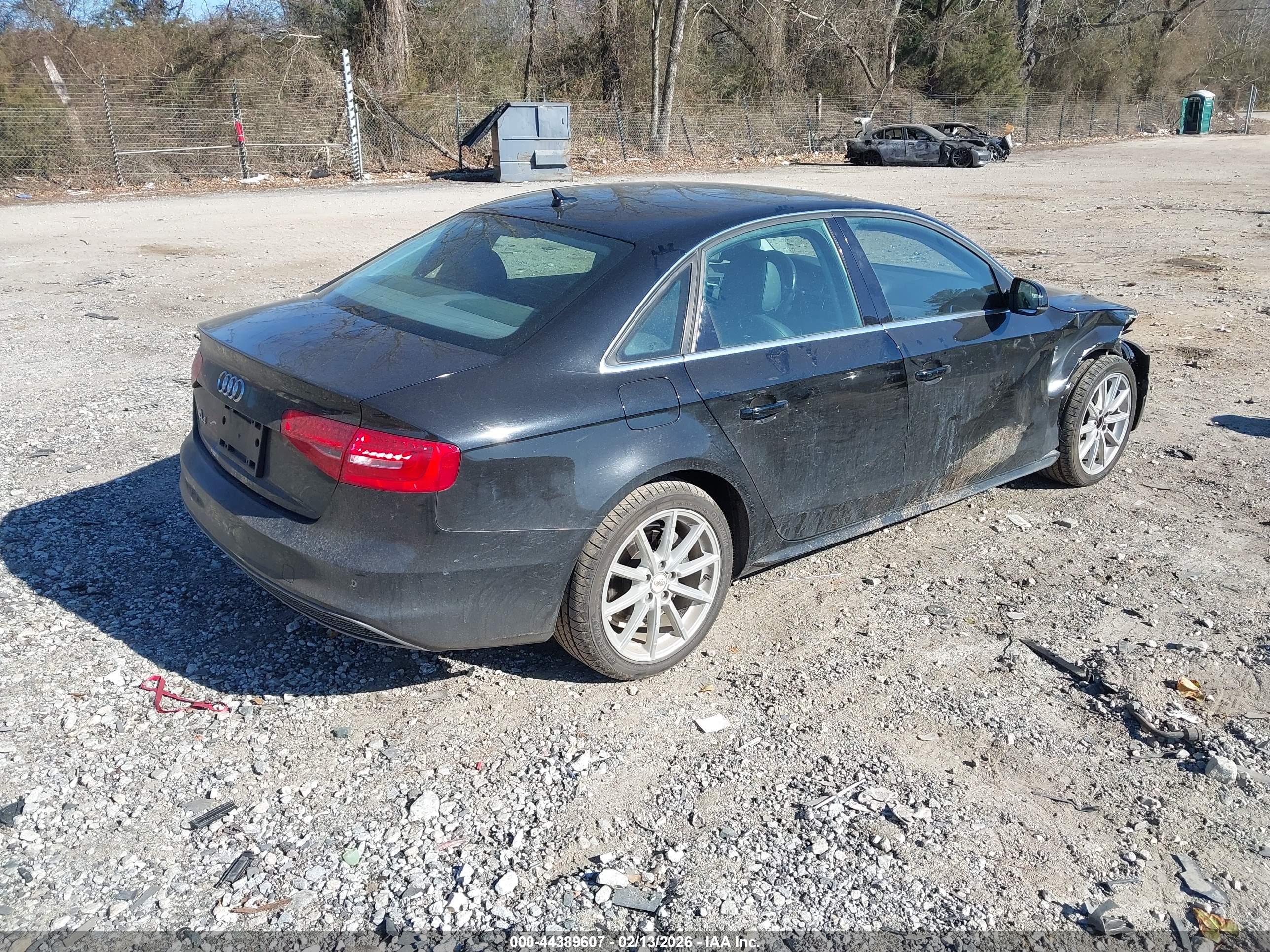 AUDI A4 image 4
