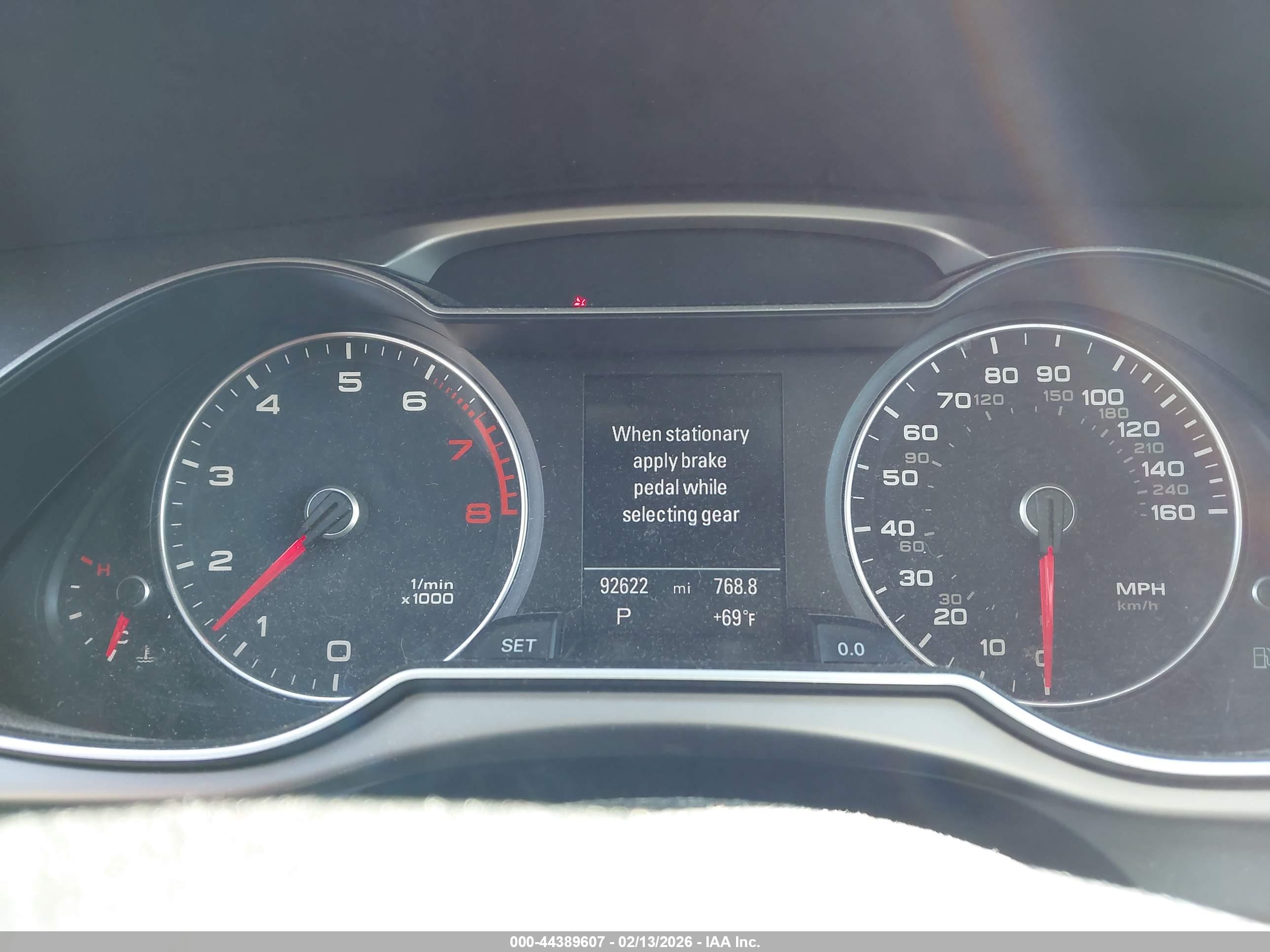 AUDI A4 image 7