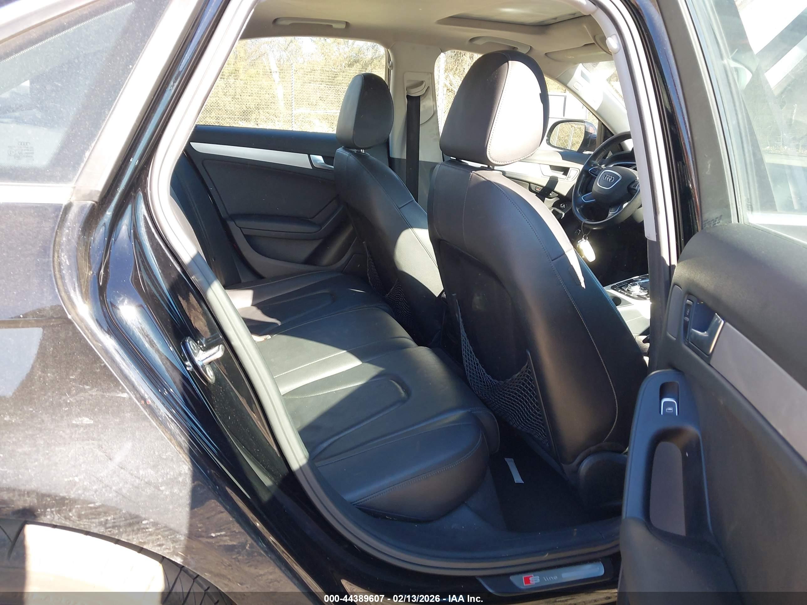AUDI A4 image 8